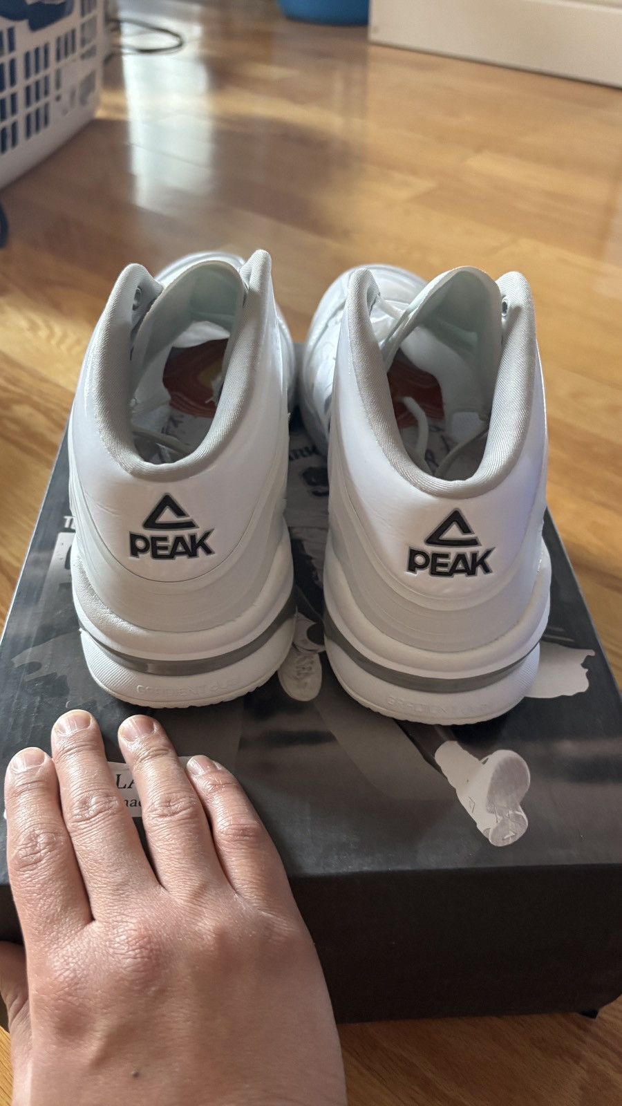 Peak Performance PEAK Tony Parker signature shoe LIGHTNING sz 10 Size US 10 / EU 43 - 8 Thumbnail