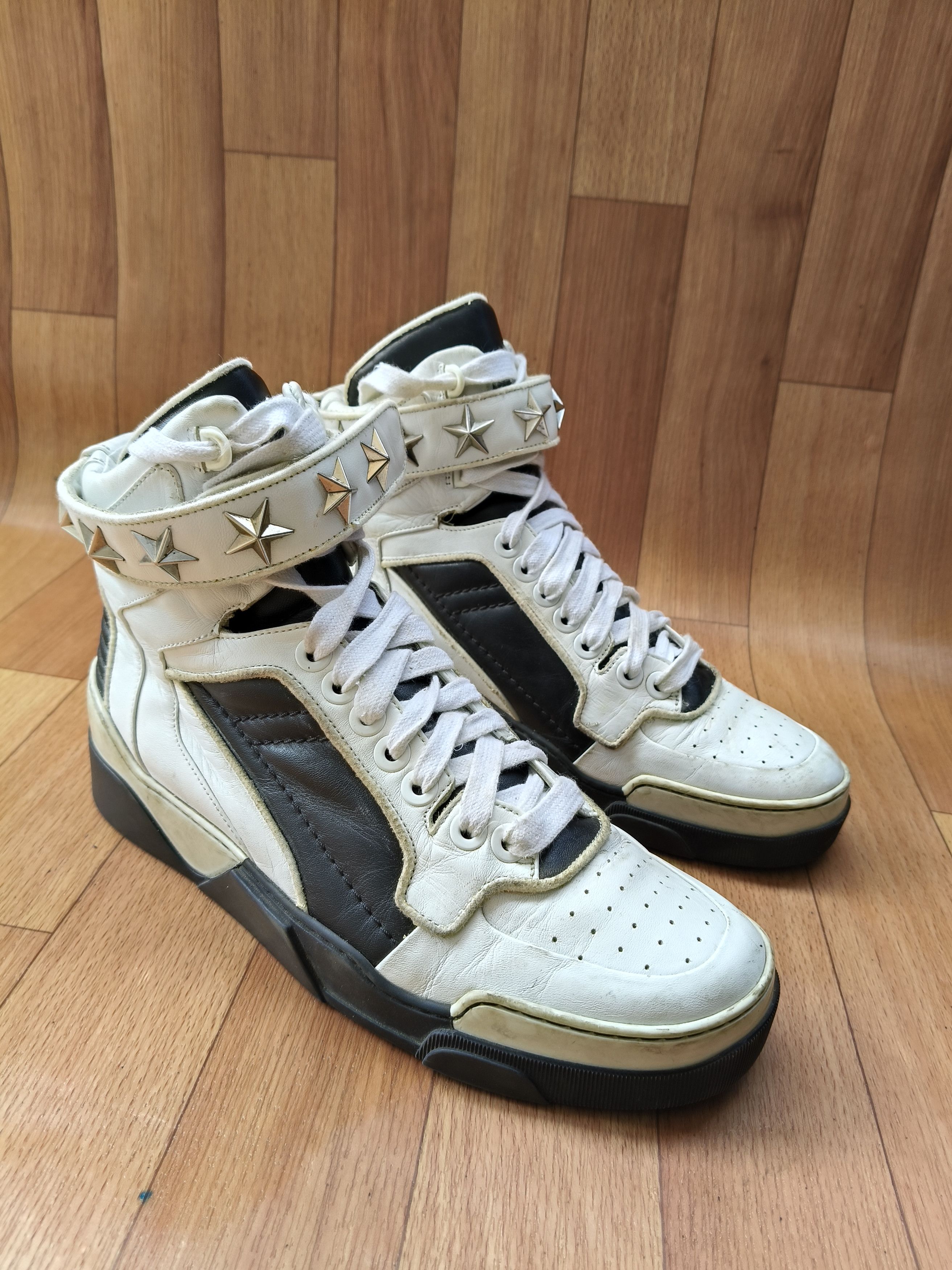 Givenchy GIVENCHY TYSON HIGH TOP STAR SNEAKER | Grailed