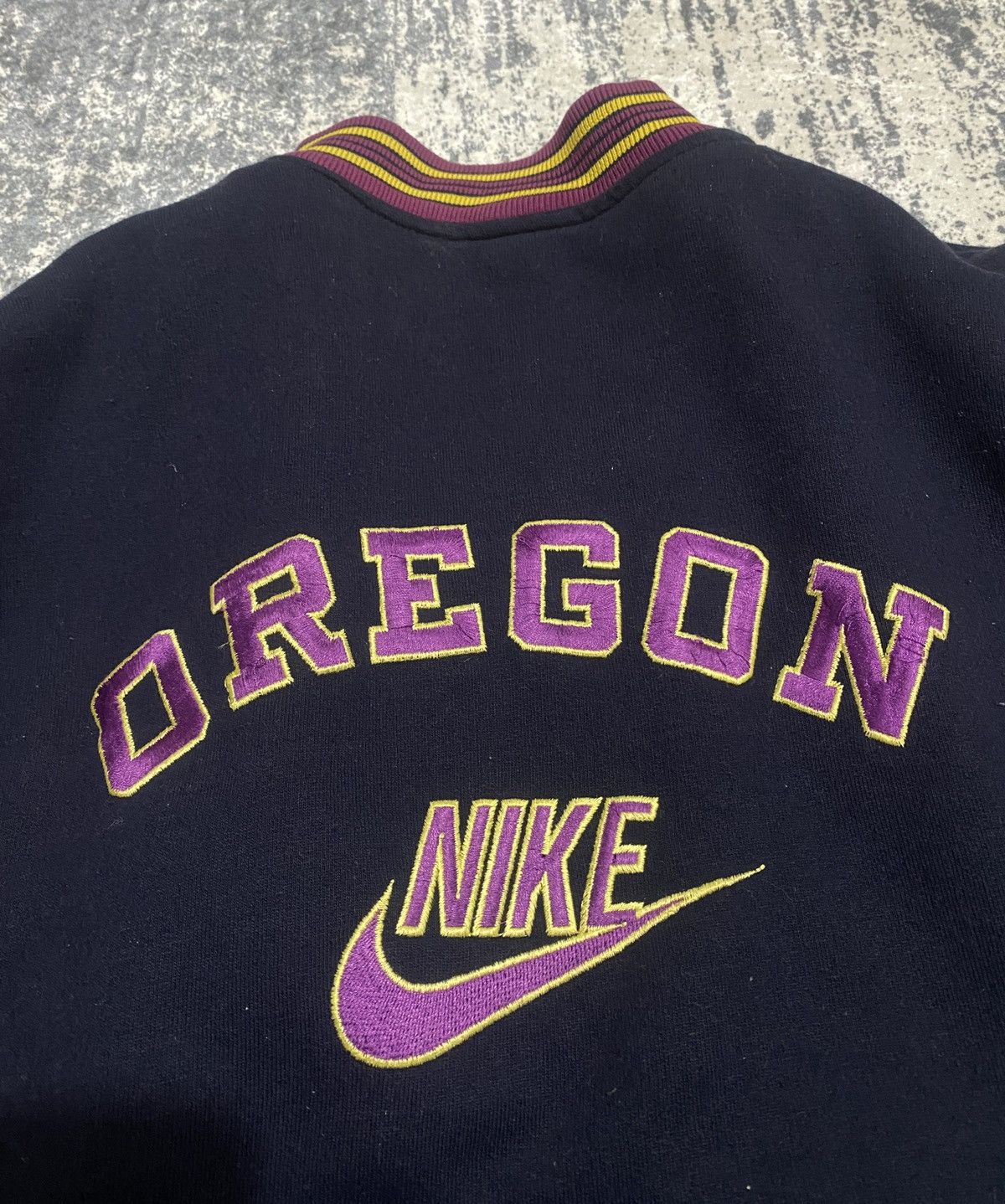 Nike Vintage ultra rare baseball jacket nike oregon big logo Size US L / EU 52-54 / 3 - 7 Thumbnail