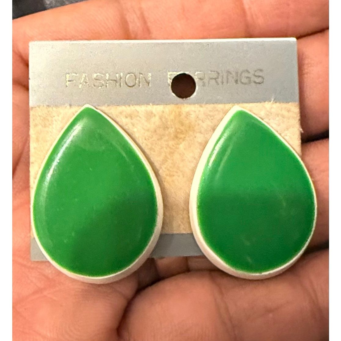 Other Vintage post earrings circa 1980 Size ONE SIZE - 1 Thumbnail