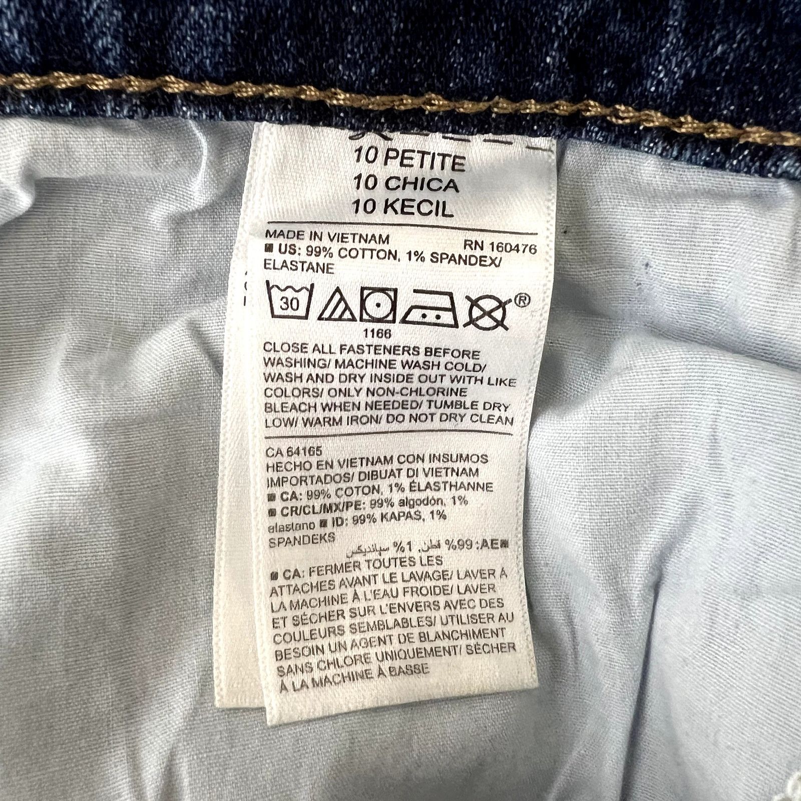 Old Navy Old Navy Boyfriend Mid Rise Jeans Size 32" / US 10 / IT 46 - 7 Thumbnail