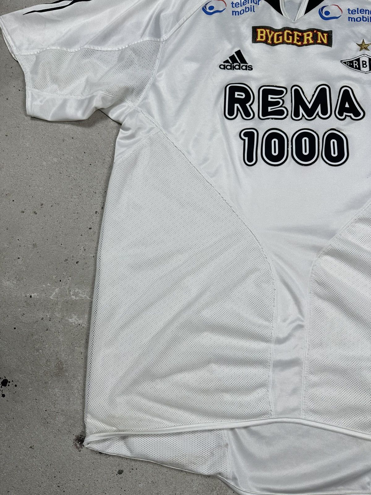 Adidas × Vintage Vintage Y2K Adidas x Rosenborg 2004/2005 Home Jersey Size US M / EU 48-50 / 2 - 5 Thumbnail