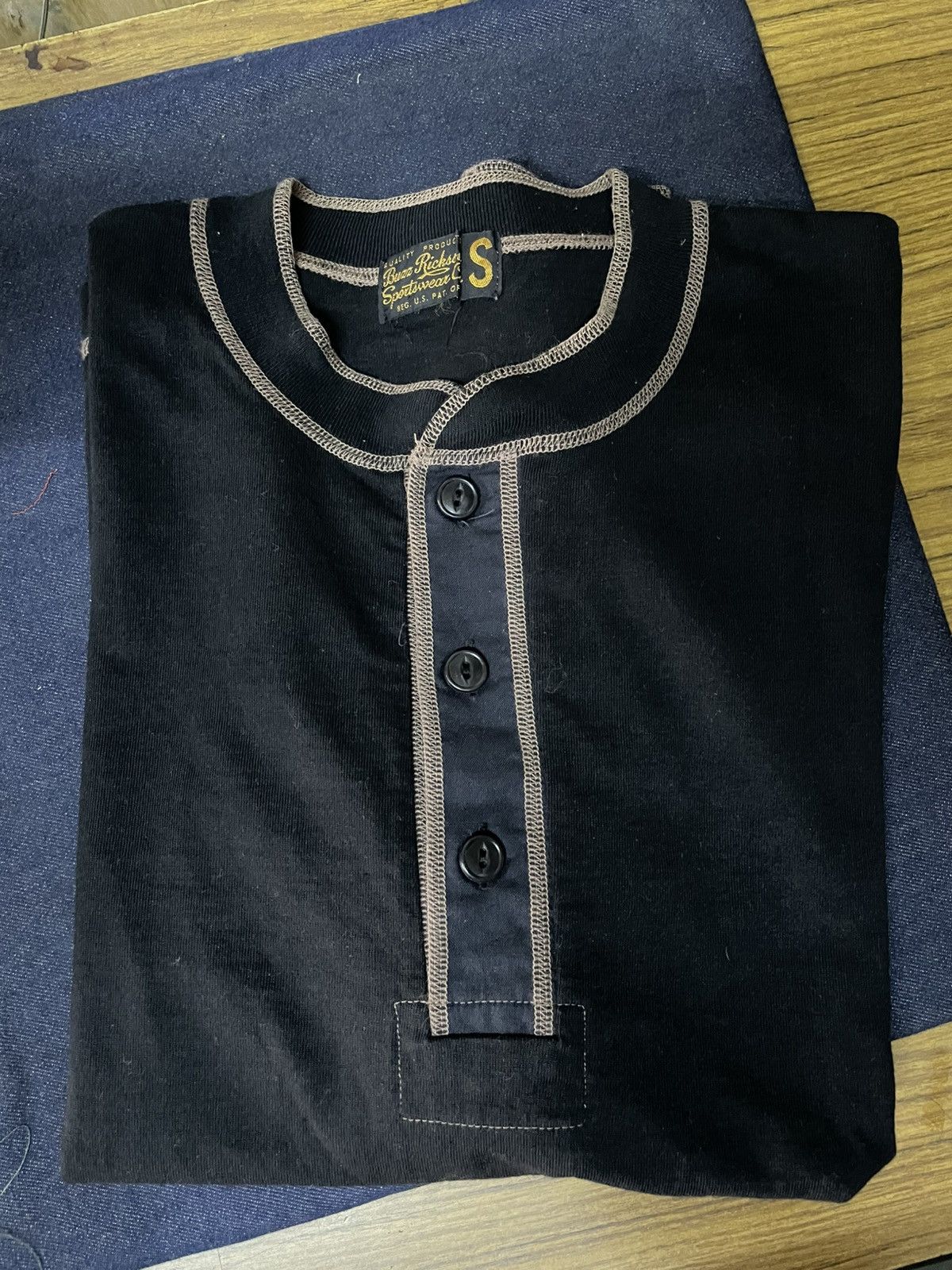 Buzz Rickson's BUZZ RICKSON'S BR79192 SLUB YARN HENLEY NECK LONG SLEEVE S Size US S / EU 44-46 / 1 - 12 Thumbnail
