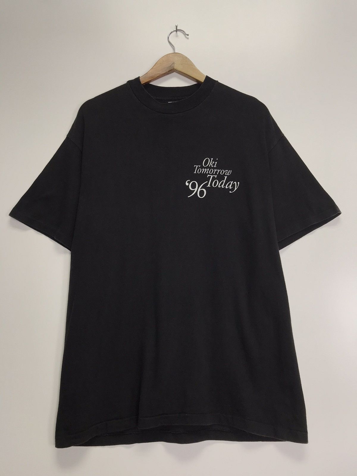 Hanes Vintage 1996 Oki Tomorrow today tee Size US L / EU 52-54 / 3 - 1 Thumbnail