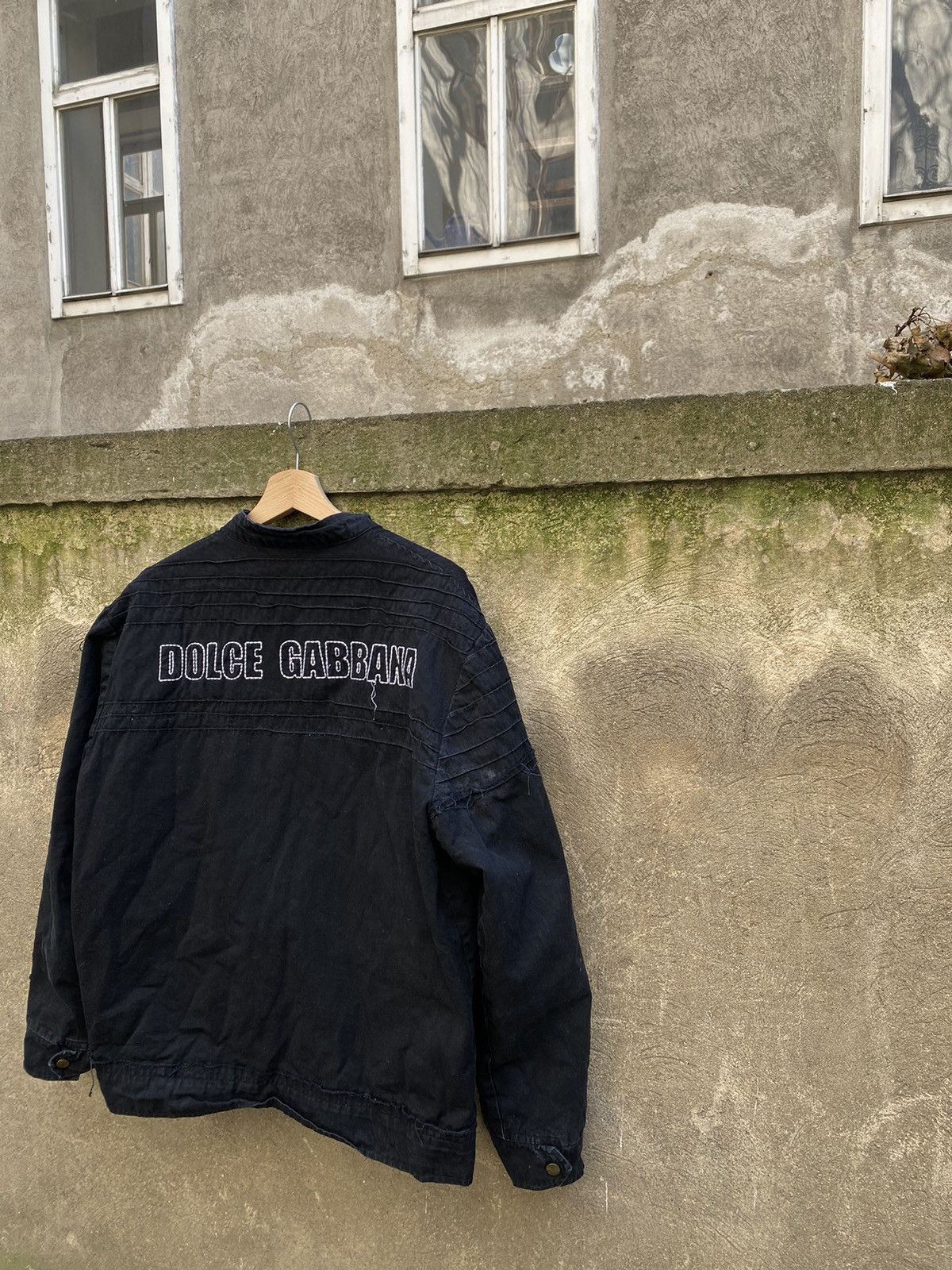 Dolce & Gabbana × Vintage Vintage Dolce & Gabbana D&G Embroidered Logo Denim Jacket Size US L / EU 52-54 / 3 - 3 Thumbnail