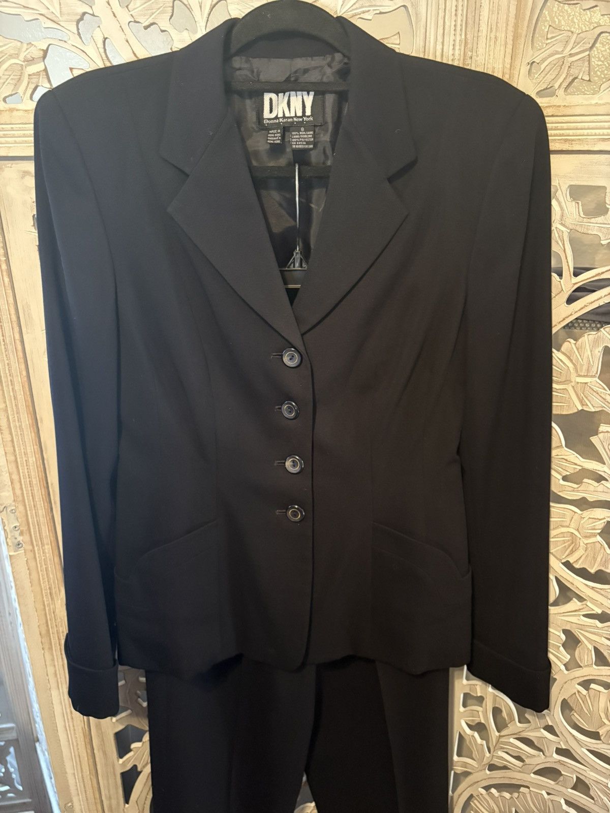 DKNY × Vintage Vintage DKNY 100% Wool Pant Suit Size M / US 6-8 / IT 42-44 - 1 Thumbnail
