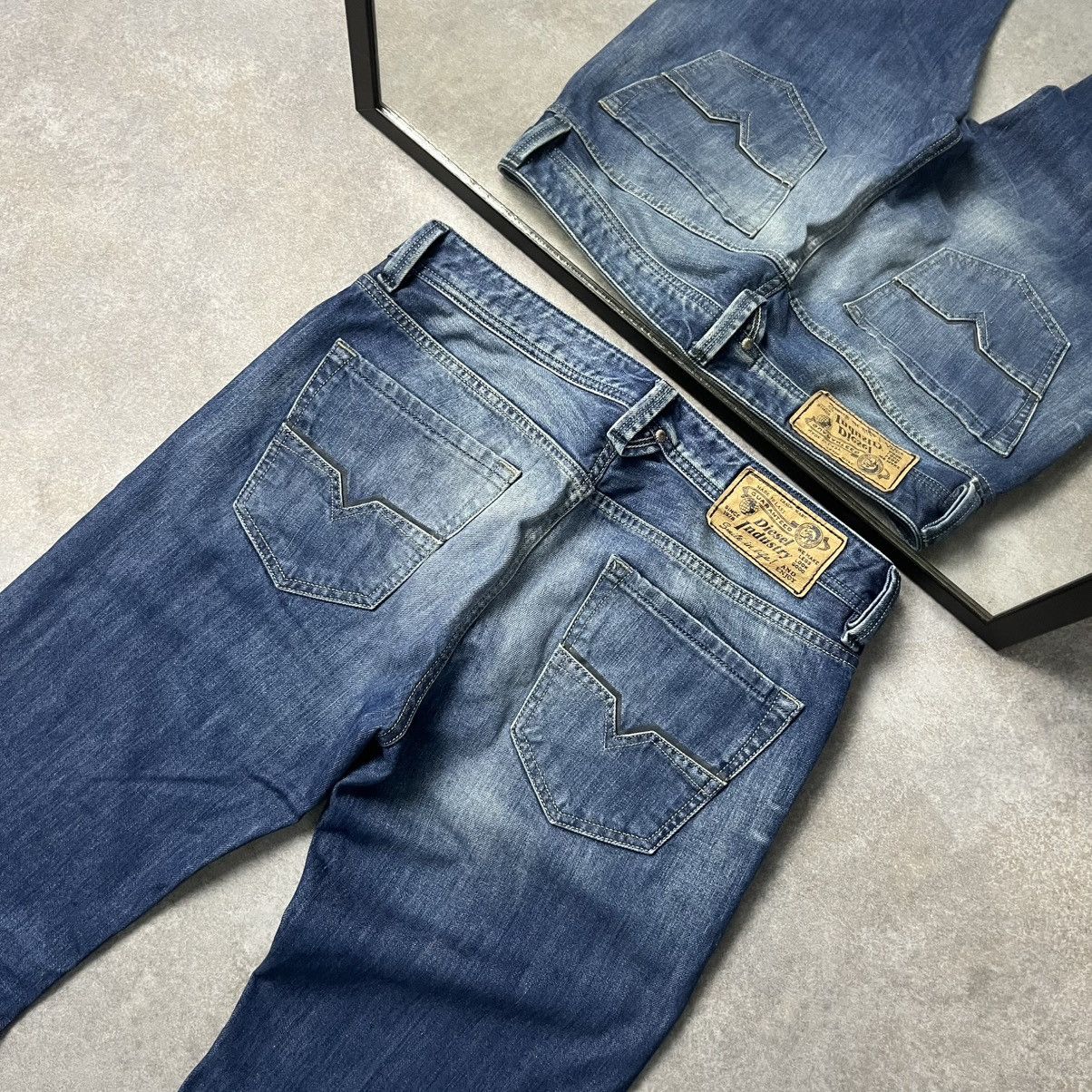 Diesel CRAZY FLARED DIESEL LARKEE JEANS If Six Was Nine japanese Size US 30 / EU 46 - 3 Thumbnail