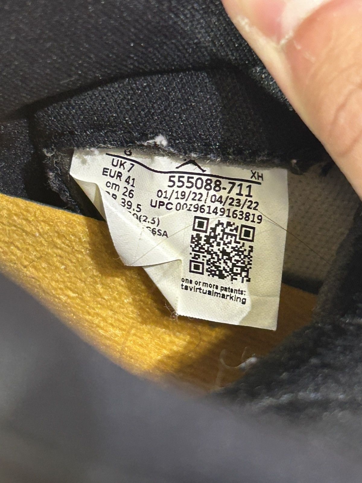 Jordan Brand Jordan 1 retro Taxi 2022 Size US 8 / EU 41 - 10 Thumbnail