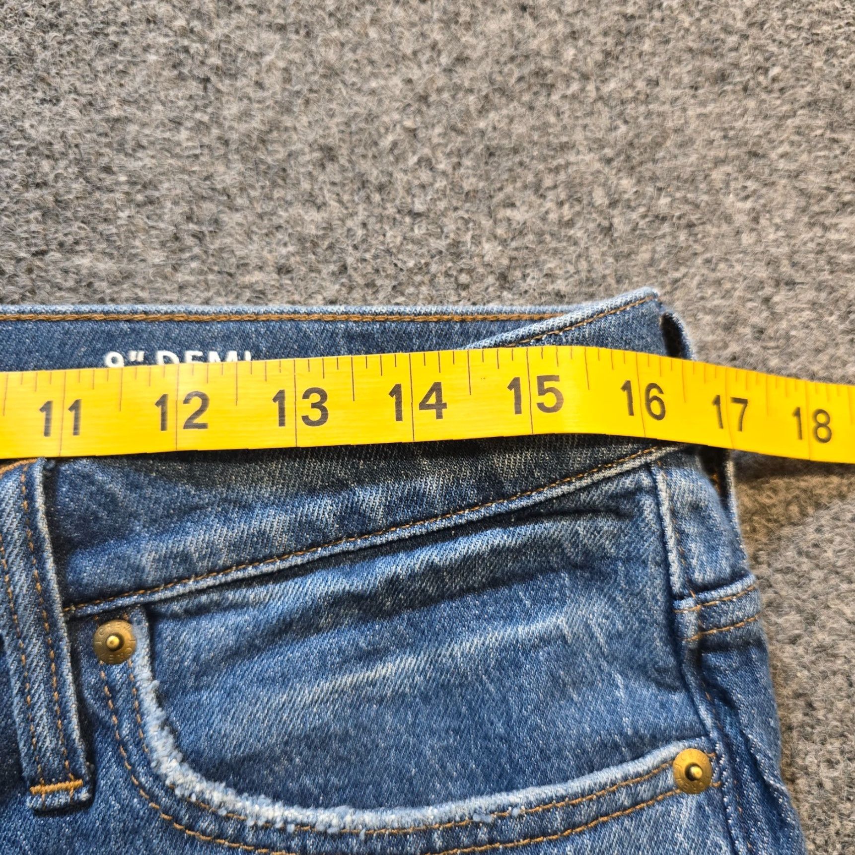 J.Crew J.CREW Jeans Womens 30 Blue 9 Inch Denim Boot Crop Medium Wash Capsule Casual Shirt/Jeans? Size 30" / US 8 / IT 44 - 7 Thumbnail