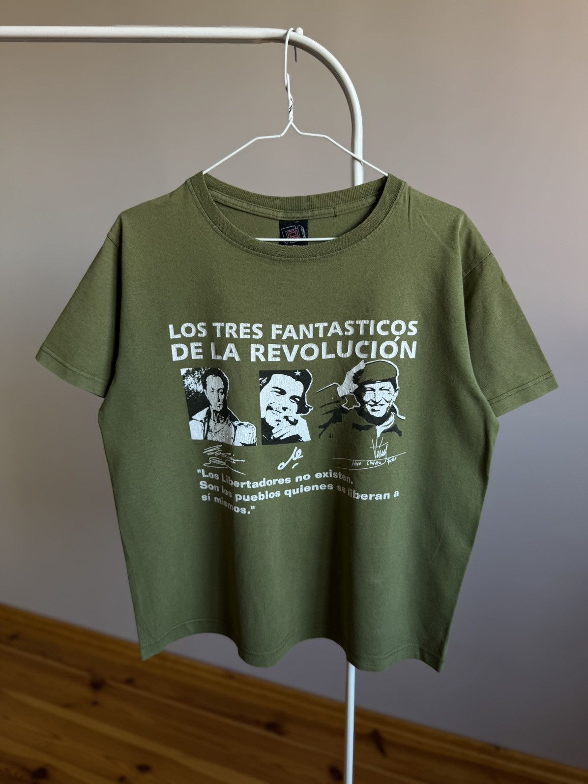 Vintage Fantastic Three OfThe Revolution Venezuela Revolucion Tshirt Size US M / EU 48-50 / 2 - 1 Thumbnail