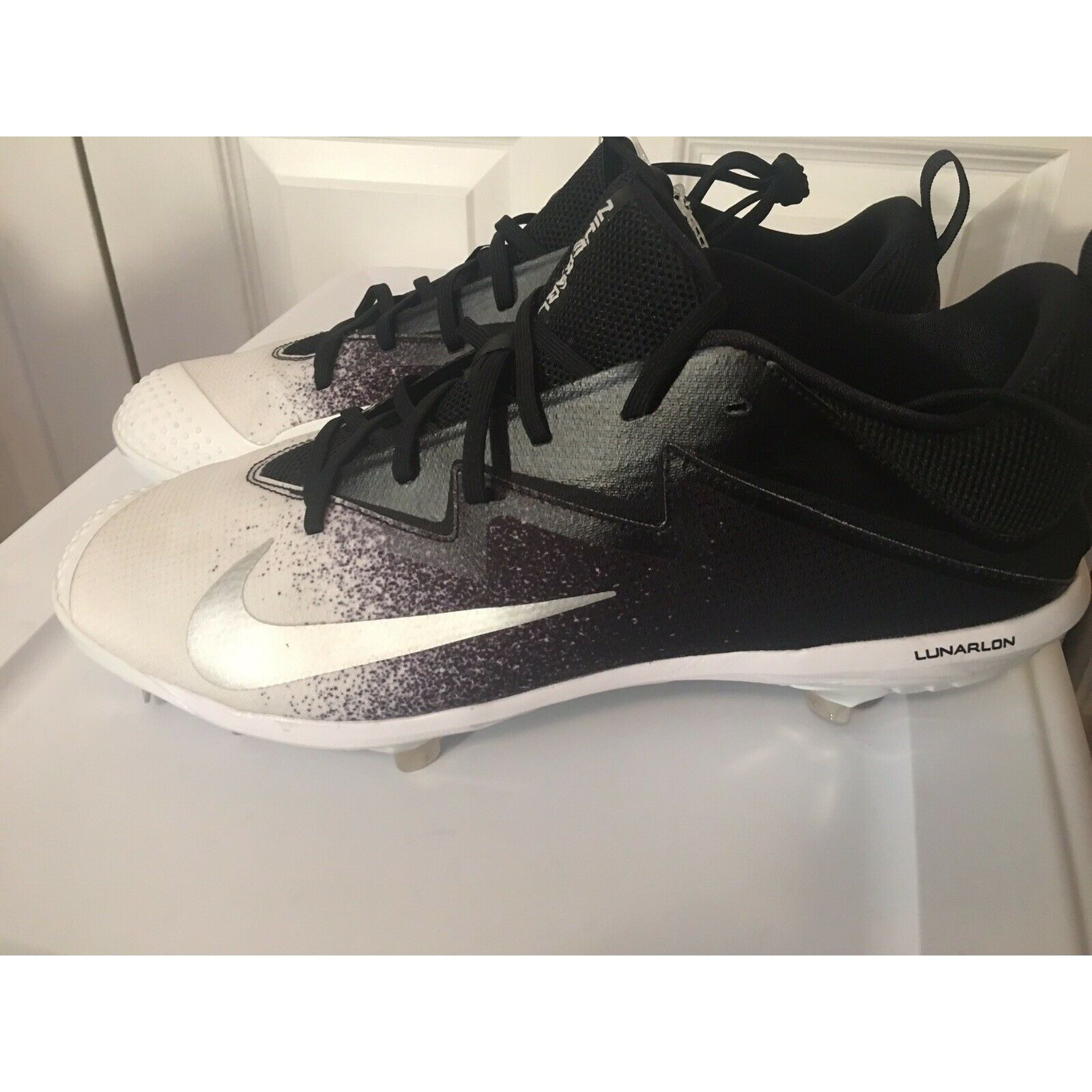 NEW NIKE Vapor Ultrafly Pro Men's Low Metal Baseball Cleat-S