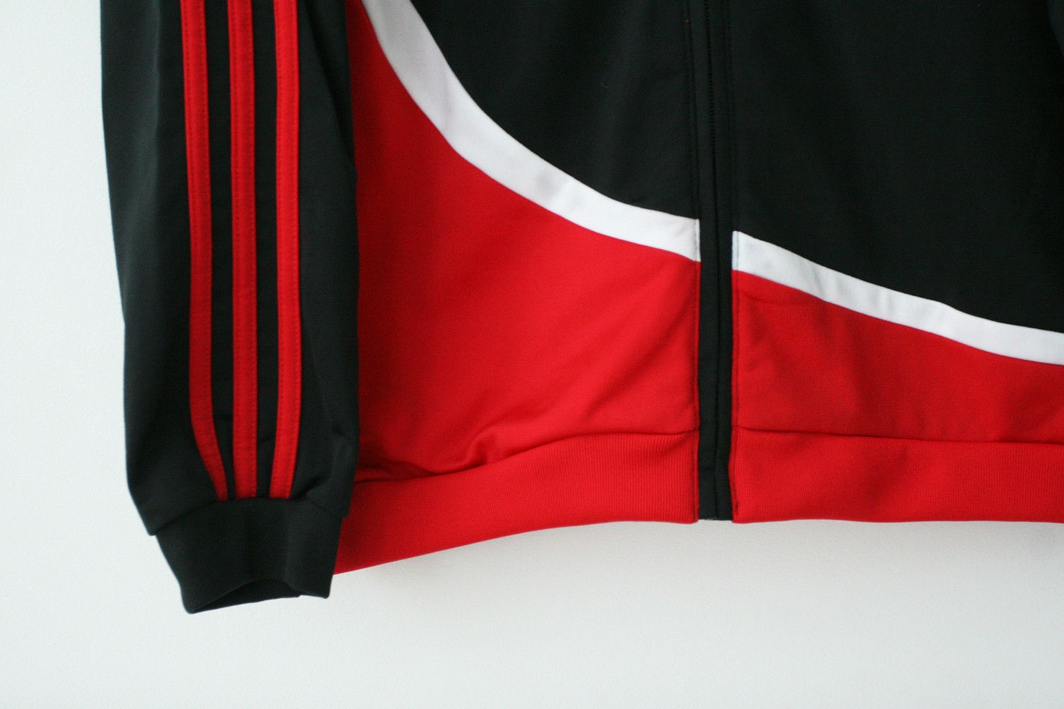 Adidas Vintage Adidas AC Milan 2007 2008 Training Jacket Blokecore Size US M / EU 48-50 / 2 - 3 Thumbnail