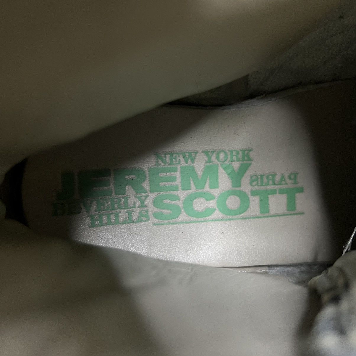 Adidas × Jeremy Scott Adidas Jeremy Scott Wings Money Hi Top Size US 9 / EU 42 - 20 Thumbnail