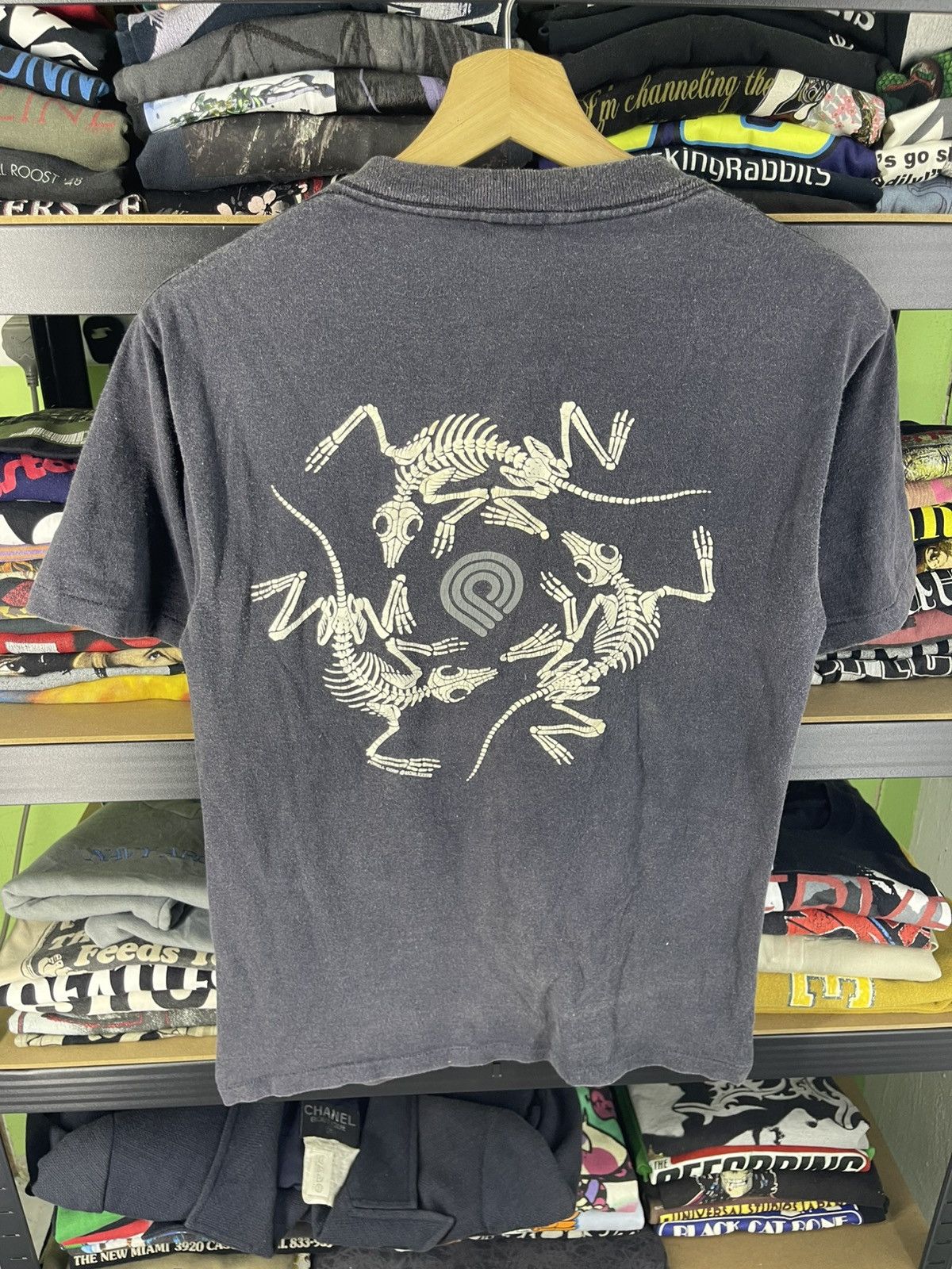 Powell Peralta Thrashed 1988 Vintage Powell Peralta Rat Bones T-Shirt Size US S / EU 44-46 / 1 - 11 Thumbnail