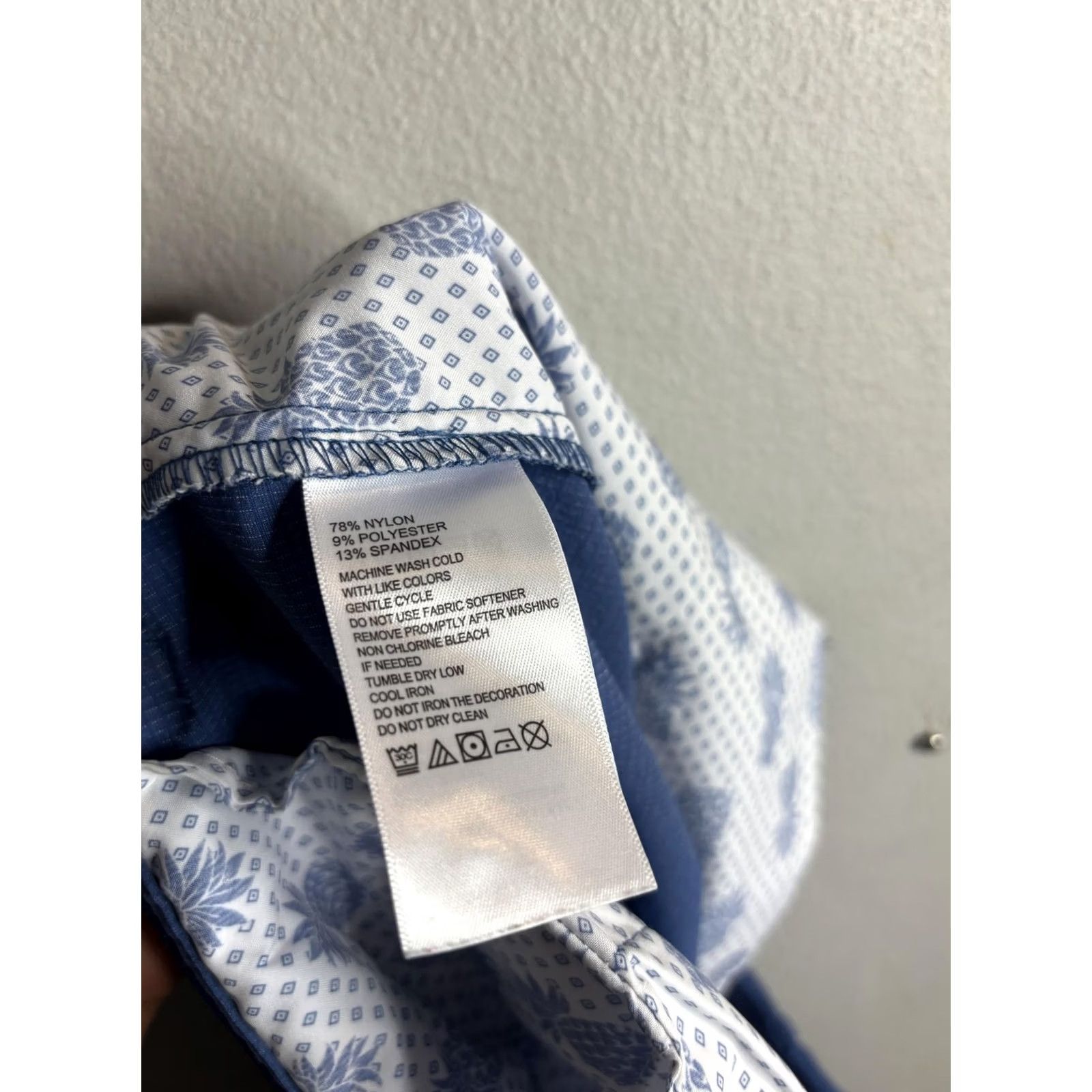 Tommy Bahama Tommy Bahama Shorts Mens 38 Blue Microfiber Check Stretch Chino Casual Golf Size US 38 / EU 54 - 5 Thumbnail
