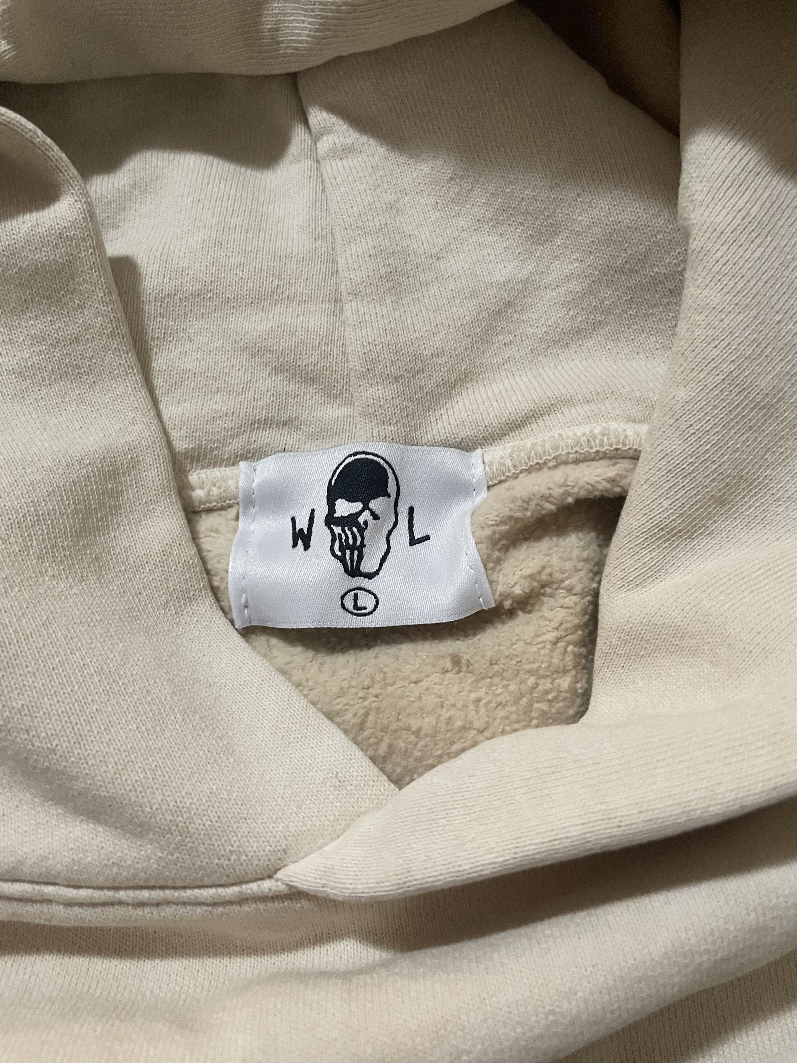 Warren Lotas Warren Lotas Large Beige Hooded Sweatshirt Hunt Never Ends Size US L / EU 52-54 / 3 - 5 Thumbnail