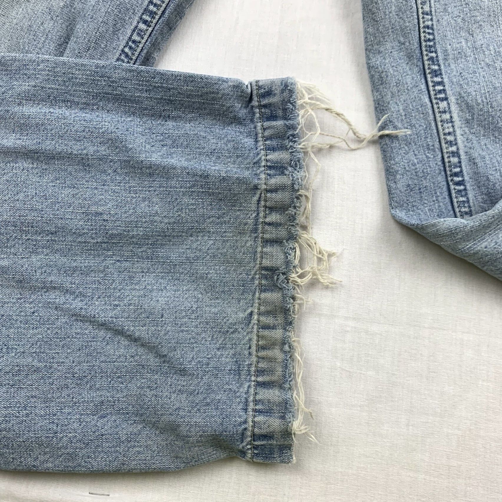Vintage VINTAGE Structure Jeans Adult 34x29 Blue Grunge Y2K Baggy Thrashed Worn Faded Closure Zip Mens Jeans 34 Blue Grunge Y2K Size US 34 / EU 50 - 2 Thumbnail