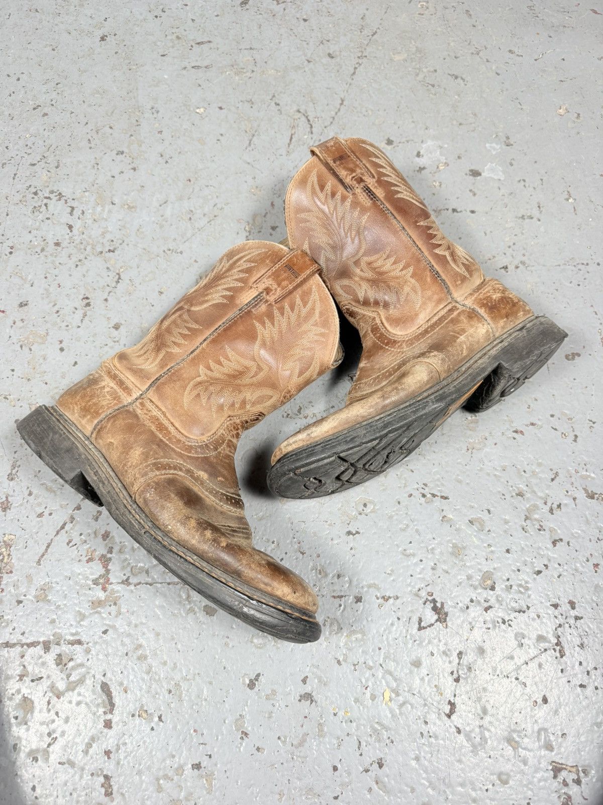 Ariat Vintage Ariat 2000s Round Toe Western Cowboy Boots Size US 10 / EU 43 - 1 Thumbnail