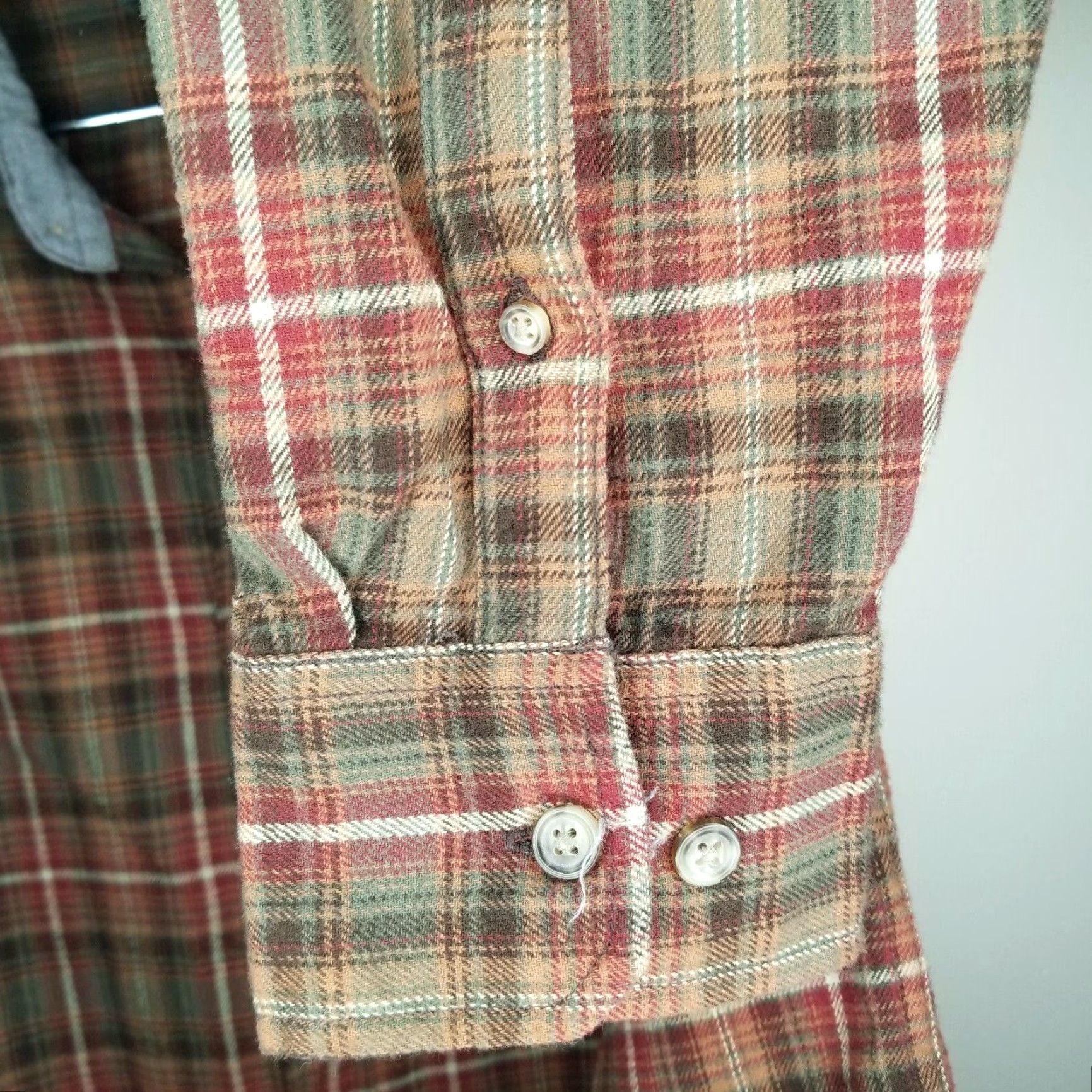 Eddie Bauer Eddie Bauer Mens Button-Up Shirt Flannel 2XL Brown Plaid Long Sleeve Men’s Regular Size 2XL Size US XXL / EU 58 / 5 - 4 Thumbnail