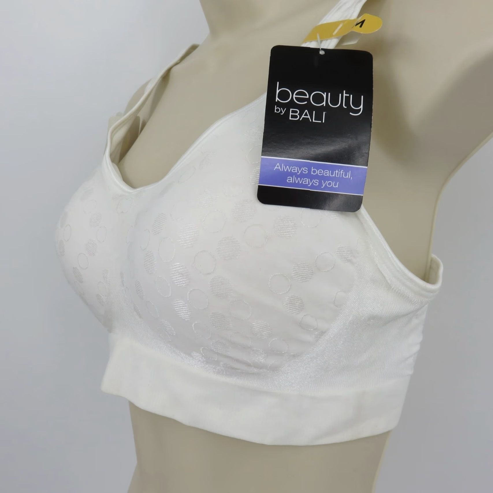 Vintage Bali Comfort Revolution Wireless Bra M White Womens Medium Vintage? No. (But must be exactly from original words; avoid adding) Size ONE SIZE - 6 Thumbnail