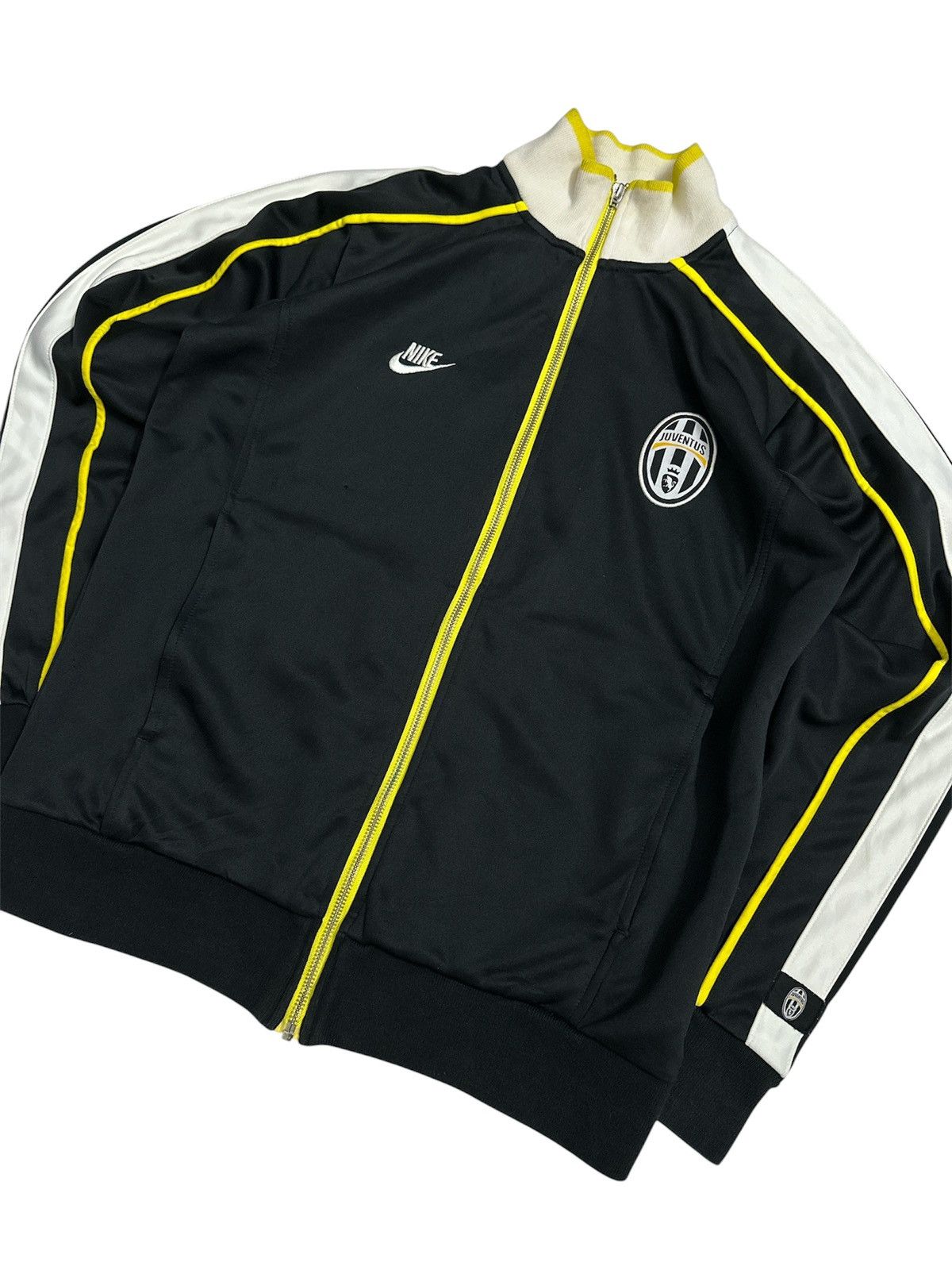 Vintage Nike Juventus Tracktop Sidetape 2008-2009 Y2K Lgb Goa Style Size US M / EU 48-50 / 2 - 2 Thumbnail