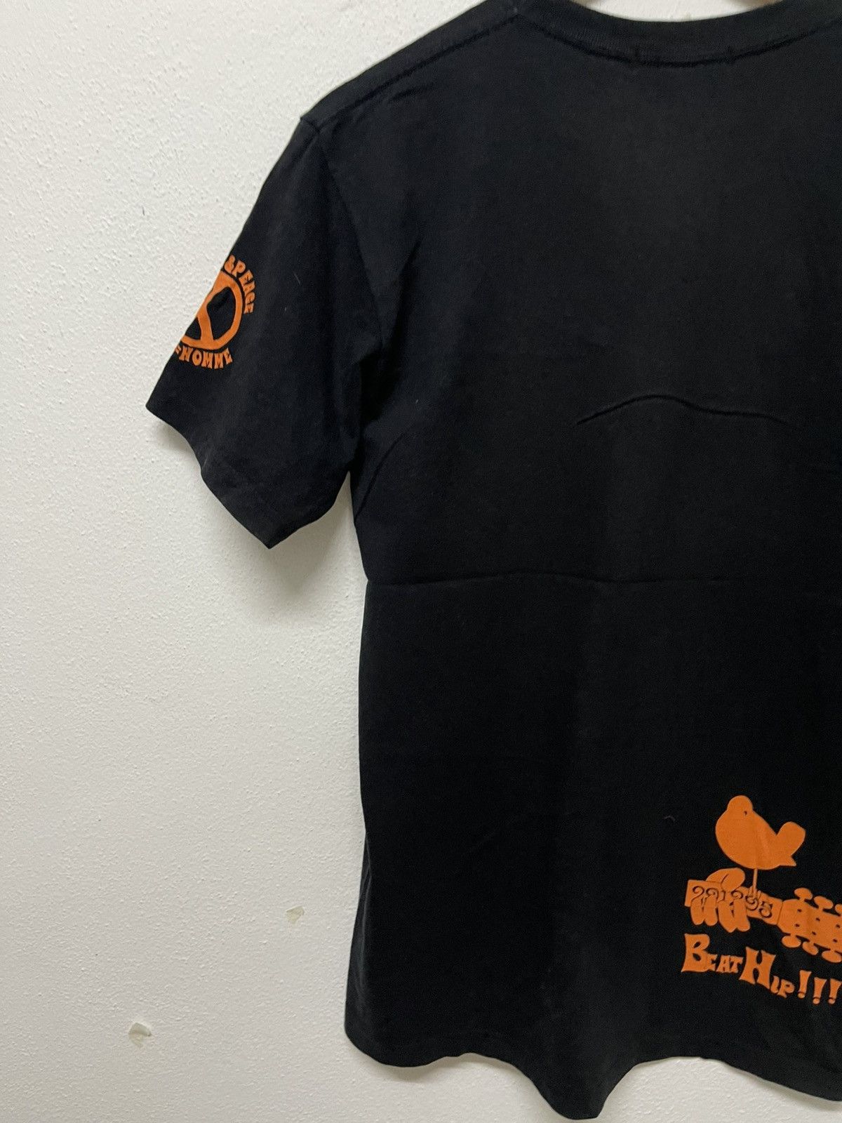 Vintage 90s 291295 HOMME LOVE PEACE TSHIRT RARE Size US M / EU 48-50 / 2 - 11 Thumbnail