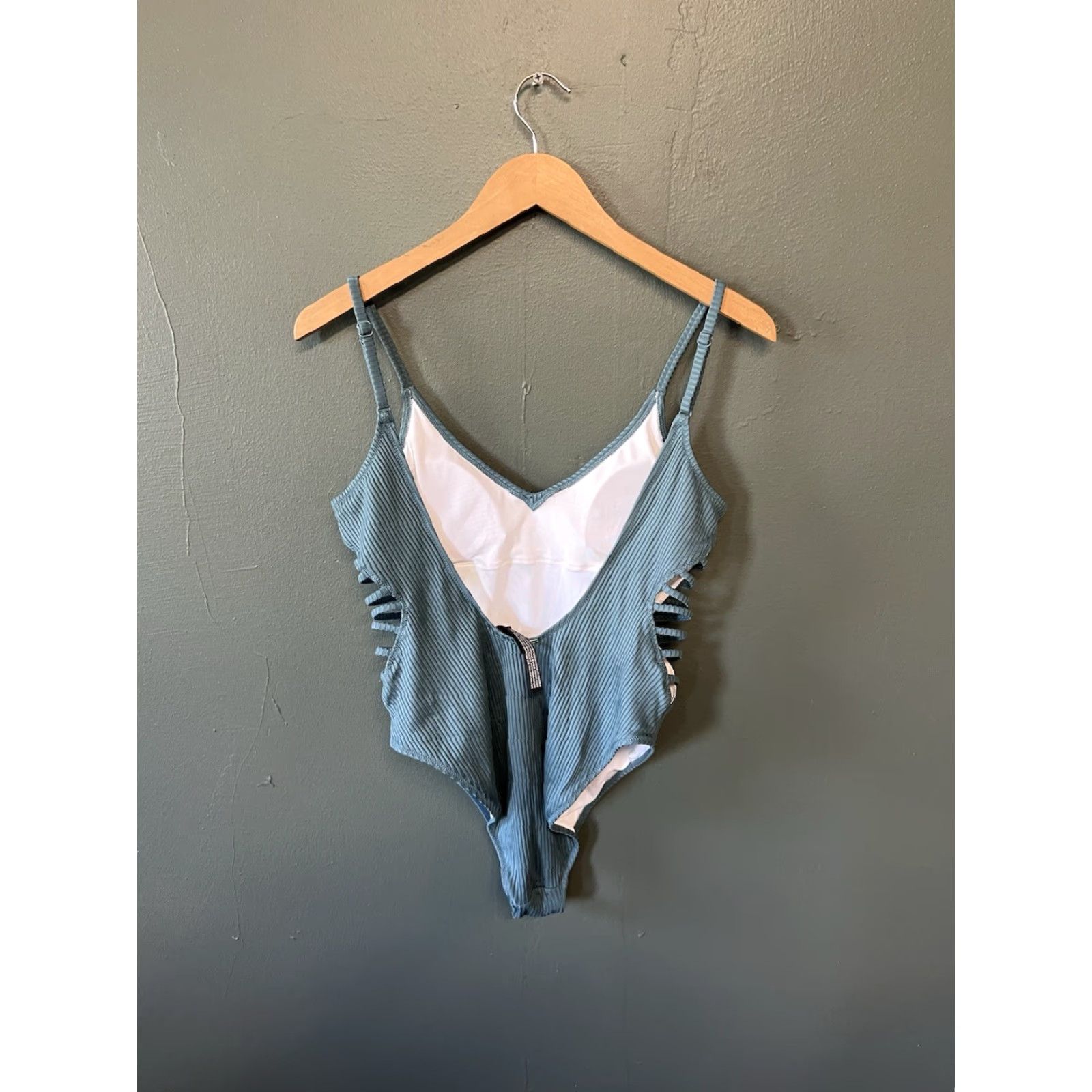 Victoria's Secret Victoria's Secret Pink Womens One Piece Swimsuit Sleeveless Blue Ribbed Color Pink Size M Size ONE SIZE - 2 Thumbnail