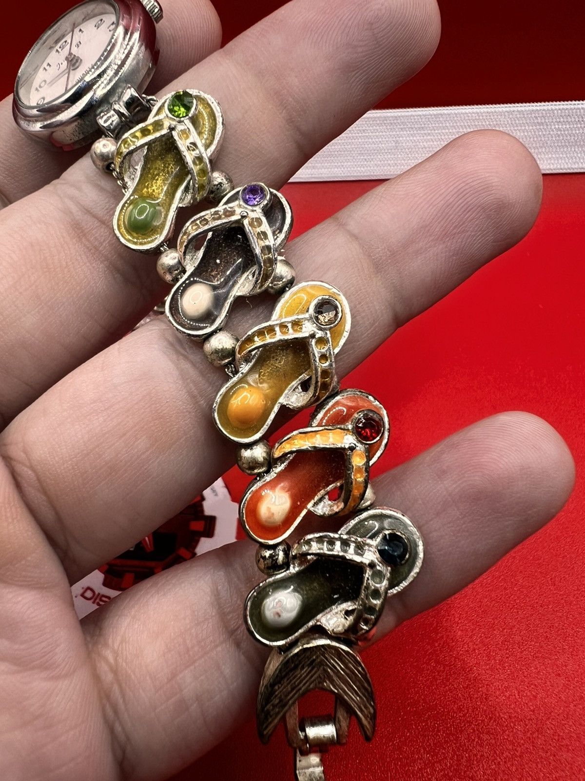 Other Nice Design Quartz Watch for Ladies. Size ONE SIZE - 3 Thumbnail