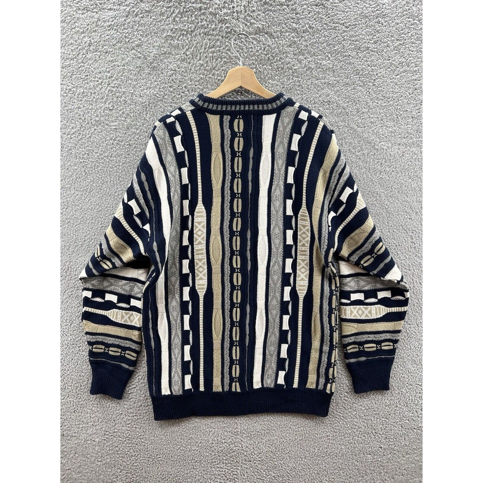 Other ASG USA Coogi Style 3D Knit Pullover Acrylic Sweater Size US L / EU 52-54 / 3 - 2 Thumbnail