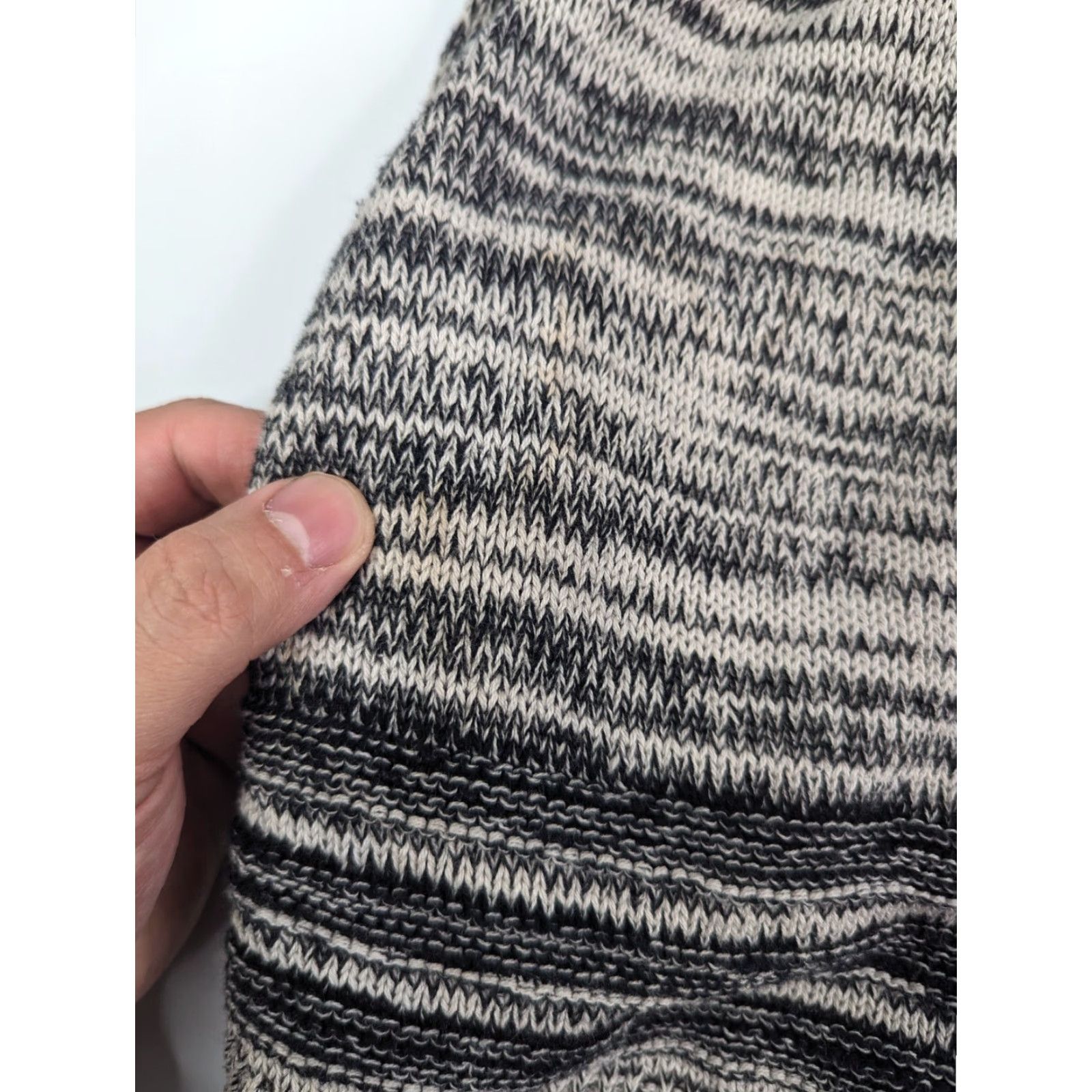 Armani Exchange VINTAGE A/X Armani Exchange Asymmetrical Cowl Neck Striped Cardigan Size Medium Size M / US 6-8 / IT 42-44 - 4 Thumbnail