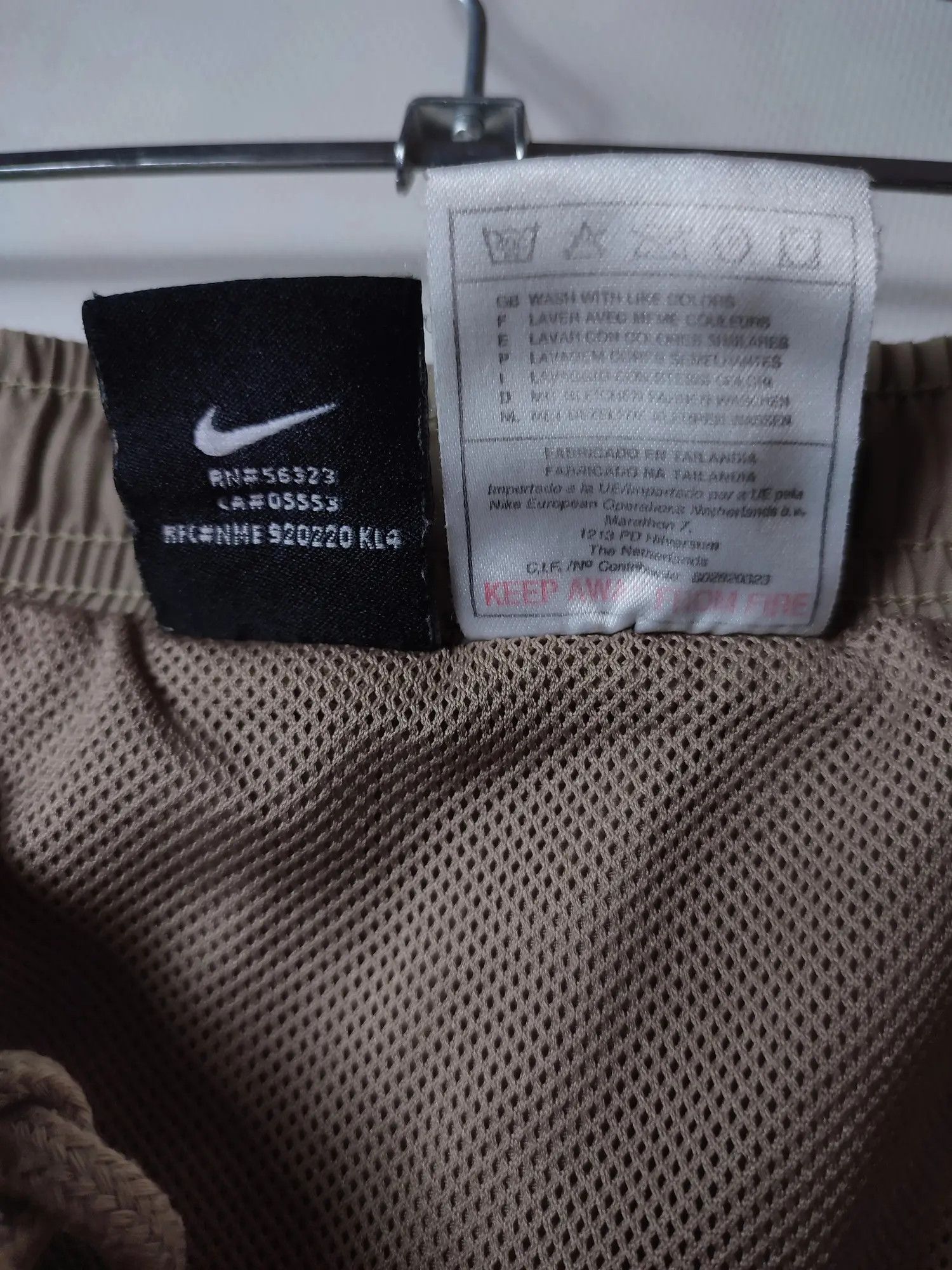 Nike Nike vintage sport shorts Size US 34 / EU 50 - 10 Thumbnail