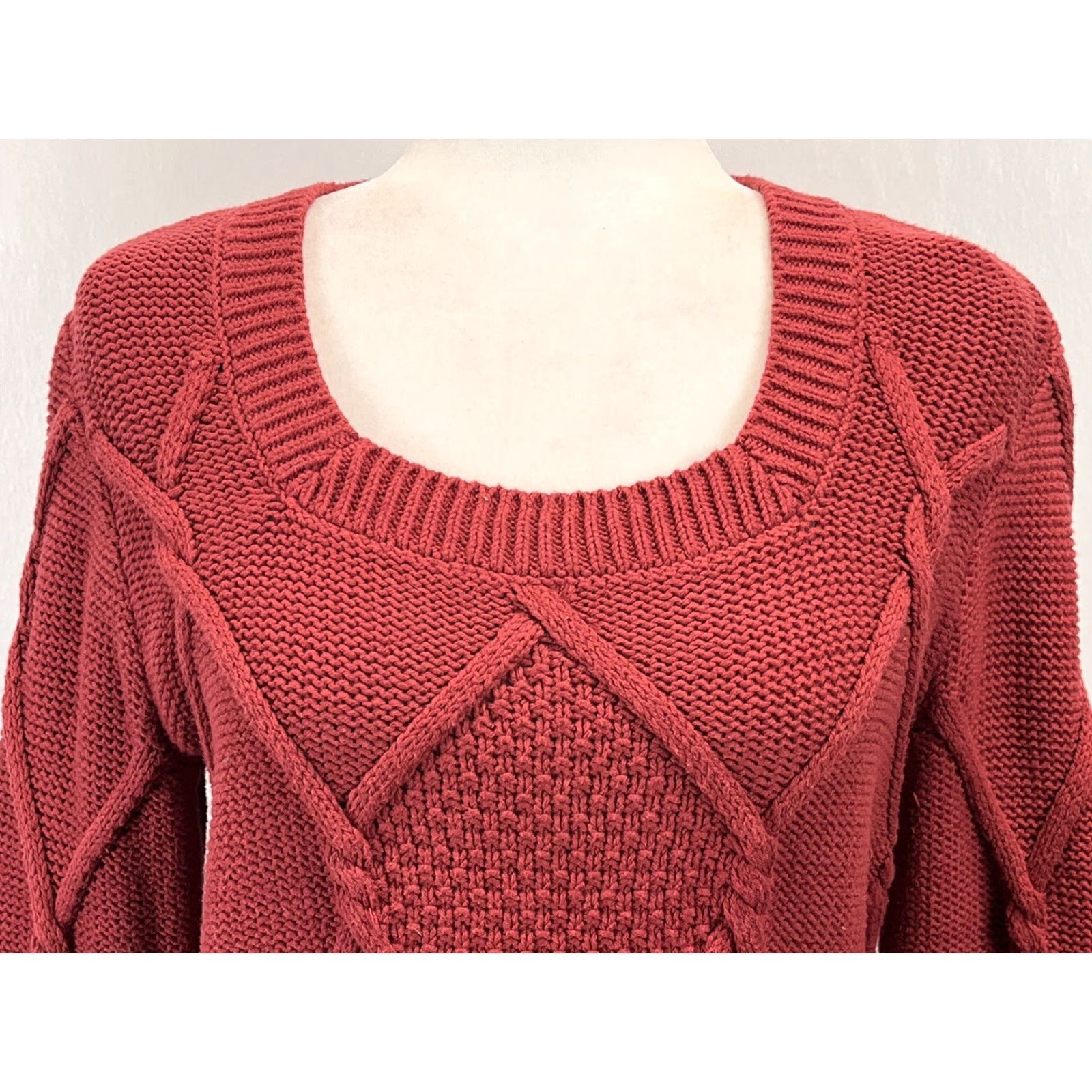 Vintage CAbi Women's Sweater Size S Mulberry Red Cable Knit Square Neck Pullover Cotton Blend Knit Size S / US 4 / IT 40 - 5 Thumbnail