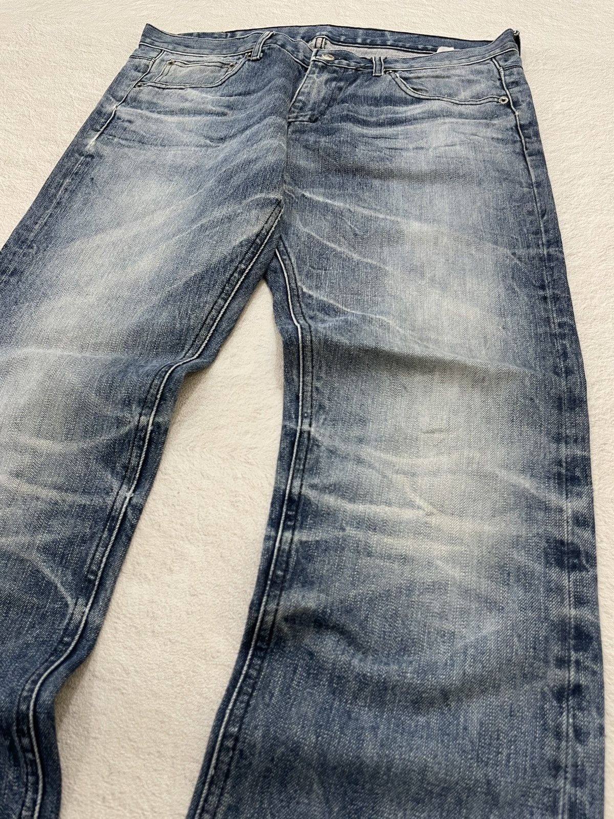 Japanese Brand 2000s Blue Denim Fading Y2K Size US 34 / EU 50 - 3 Thumbnail