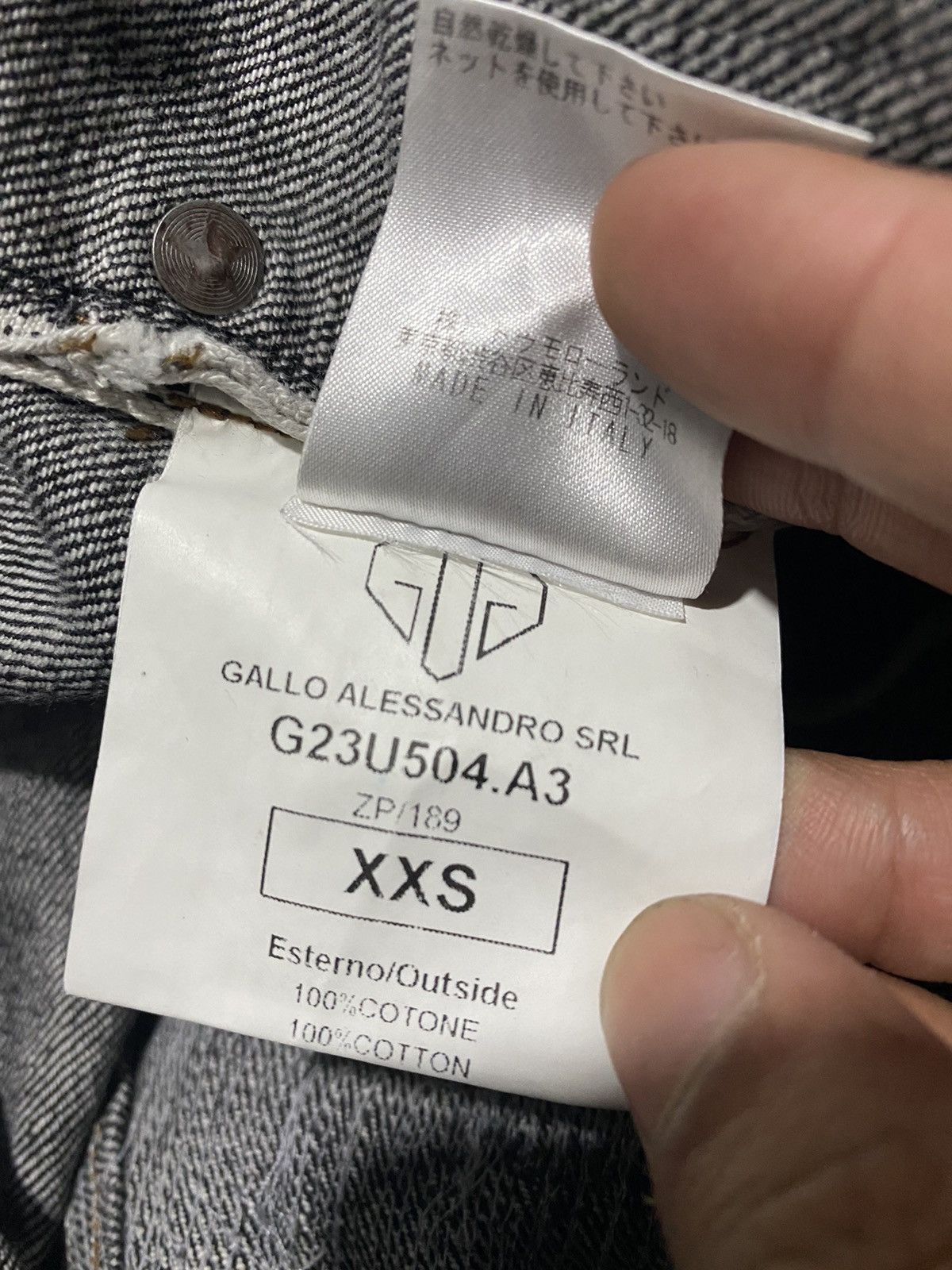 Golden Goose GGDB Selvedge Low Distressed denim Jeans Size US 31 - 10 Thumbnail