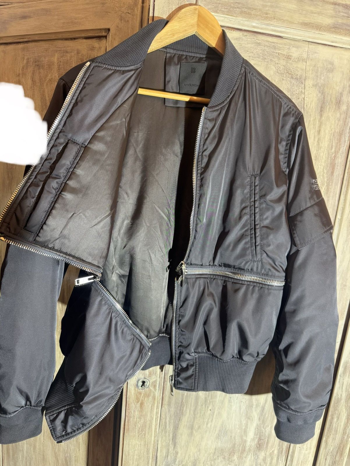 Givenchy Givenchy by MMW fw22 46 men grey stin bomber jacket Size US S / EU 44-46 / 1 - 13 Thumbnail