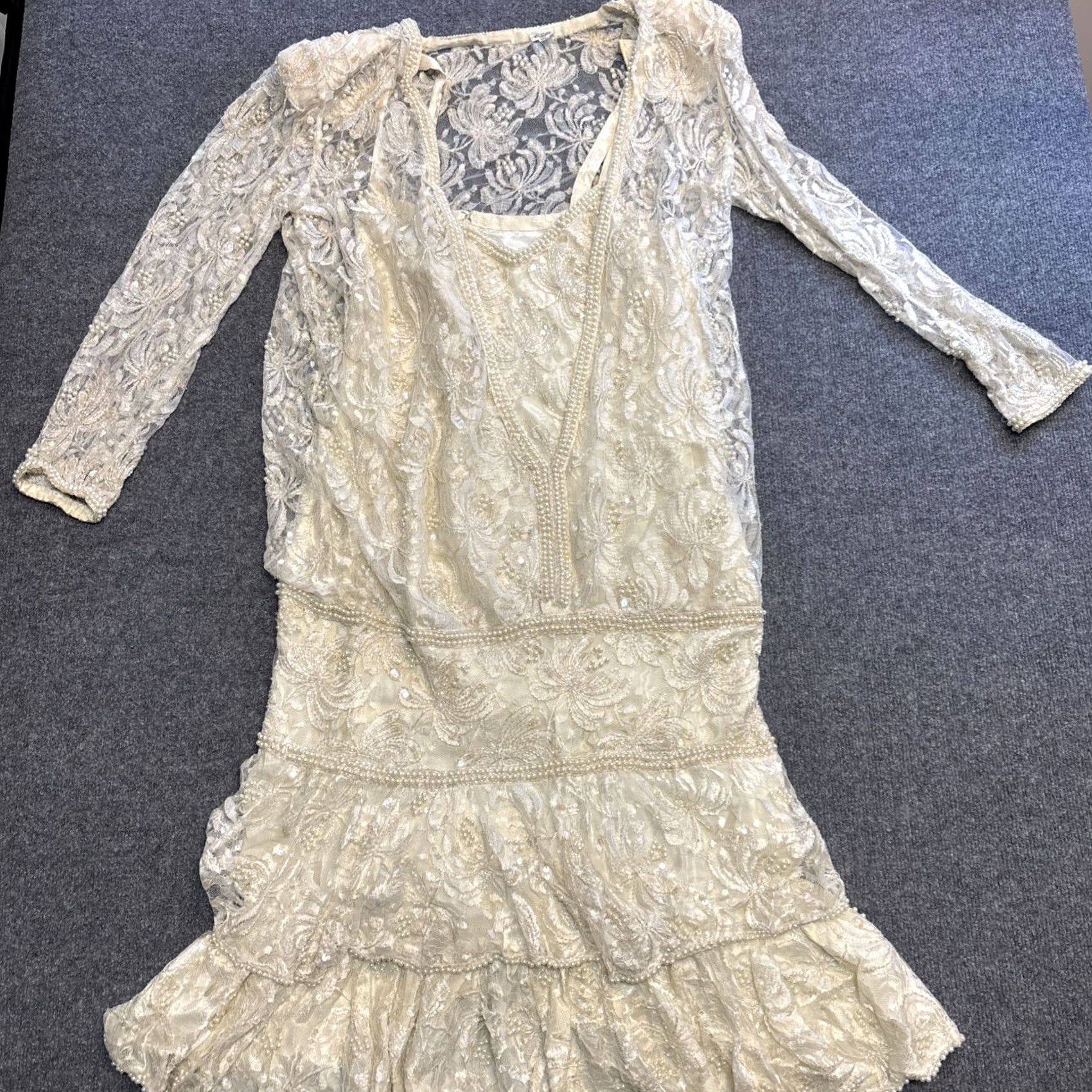 Vintage VINTAGE XL Ivory Lace Beaded Sequin Pearl Long Sleeve Wedding Dress Flapper Handmade Size US XL / EU 56 / 4 - 5 Thumbnail