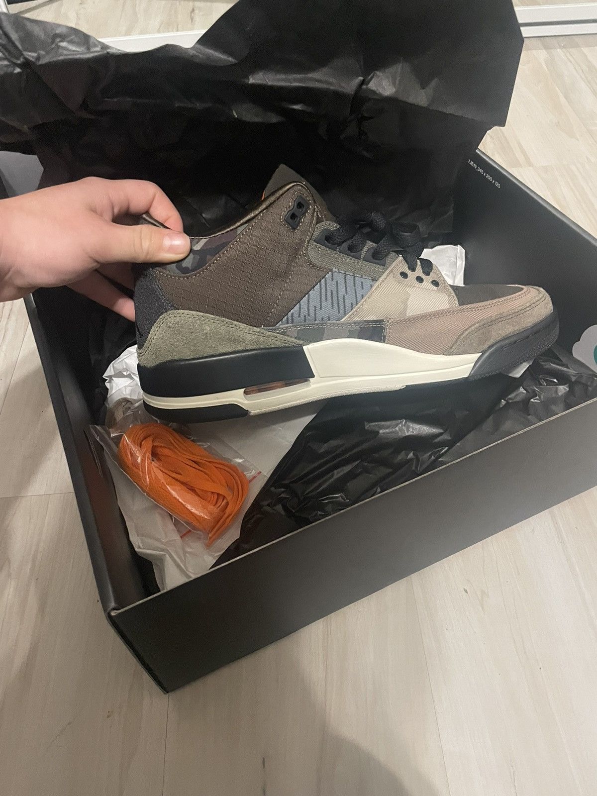 Jordan Brand air jorden 3 retro se Size US 10.5 / EU 43-44 - 3 Thumbnail