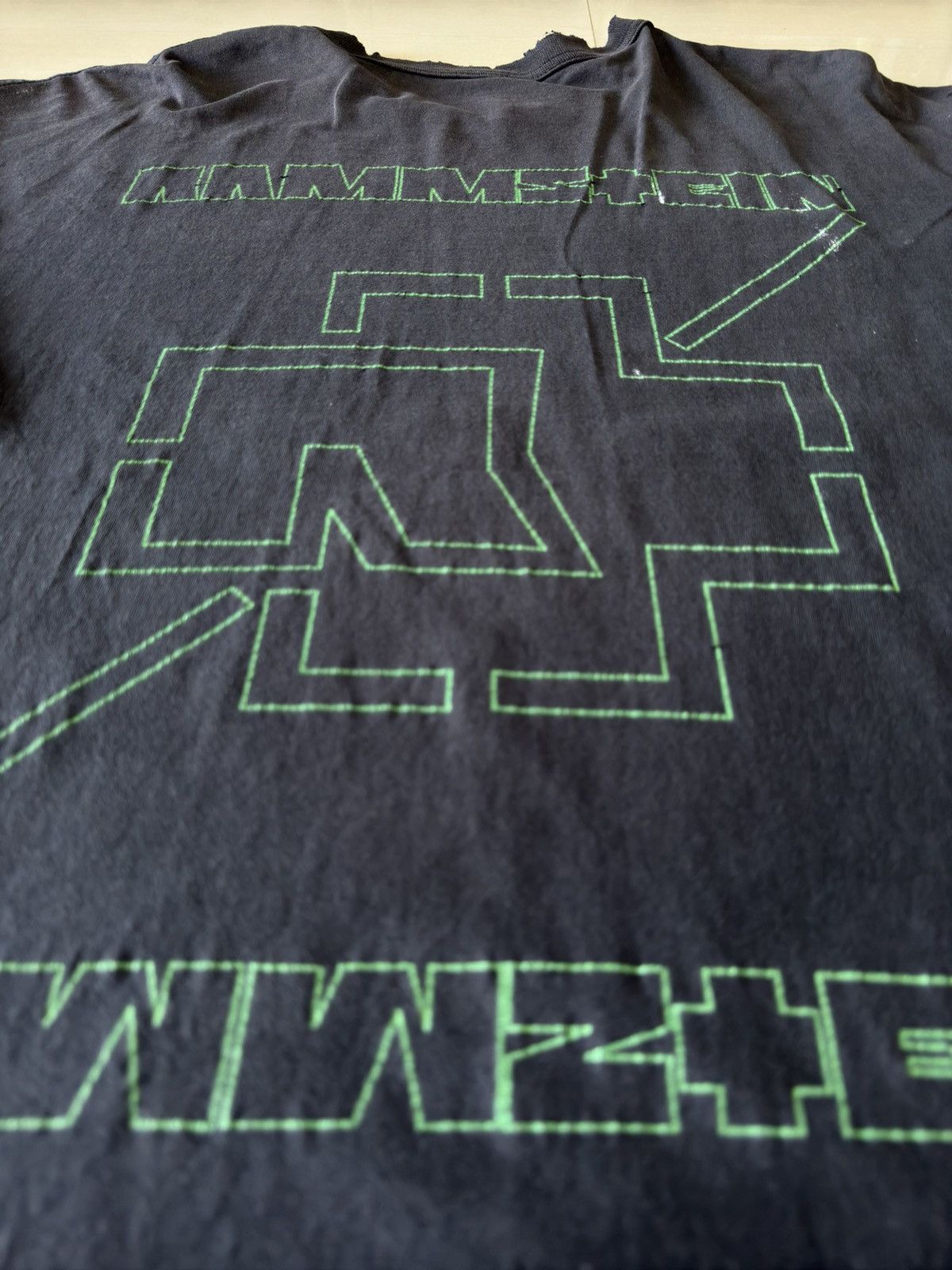 Band Tees × Vintage 2003 Rammstein World Tour 2001/2002 Mutter 00s Vintage Shirt Size US L / EU 52-54 / 3 - 5 Thumbnail