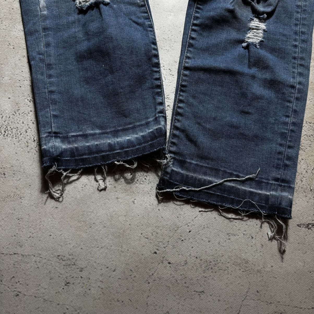 Dsquared2 y2k distressed jeans waist 45 disquared2 gallery dept style Size 32" / US 10 / IT 46 - 5 Thumbnail