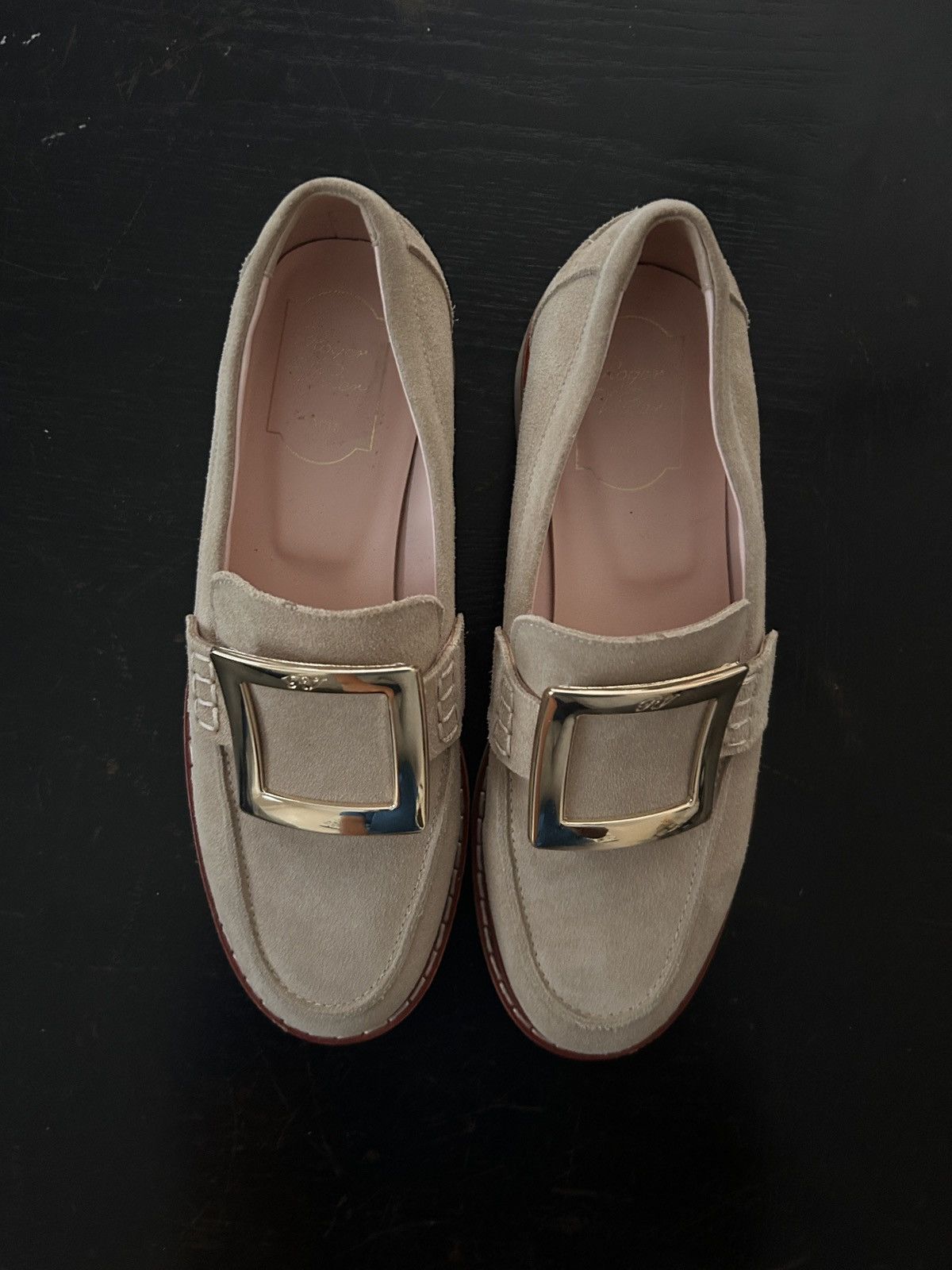Roger Vivier Roger Vivier Loafers. Sz. 40 Beige with oversized buckle Size US 10 / IT 40 - 3 Thumbnail