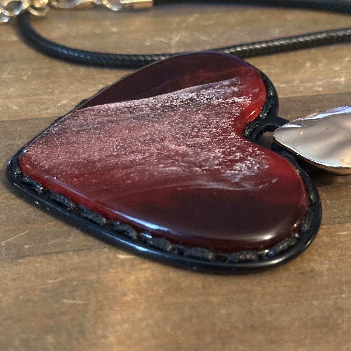 Other Large red resin heart pendant necklace Size ONE SIZE - 4 Thumbnail