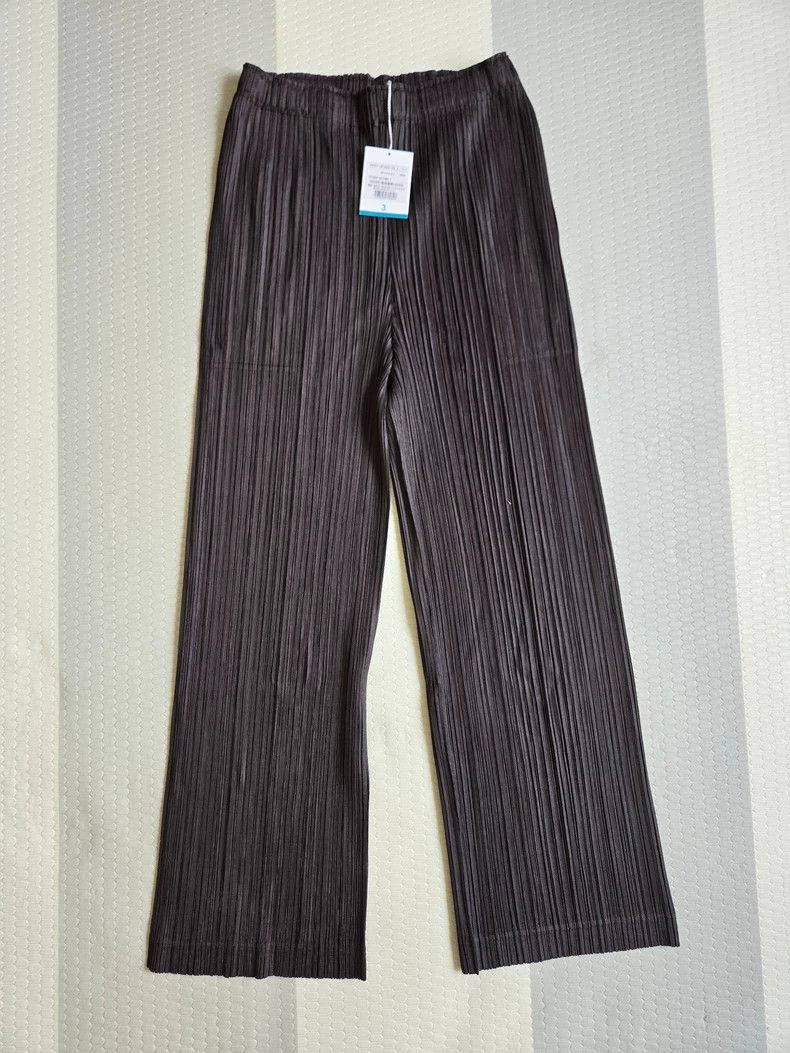 Issey Miyake Issey Miyake size:3 Black pleated pants Size 42" / US 20 - 1 Thumbnail