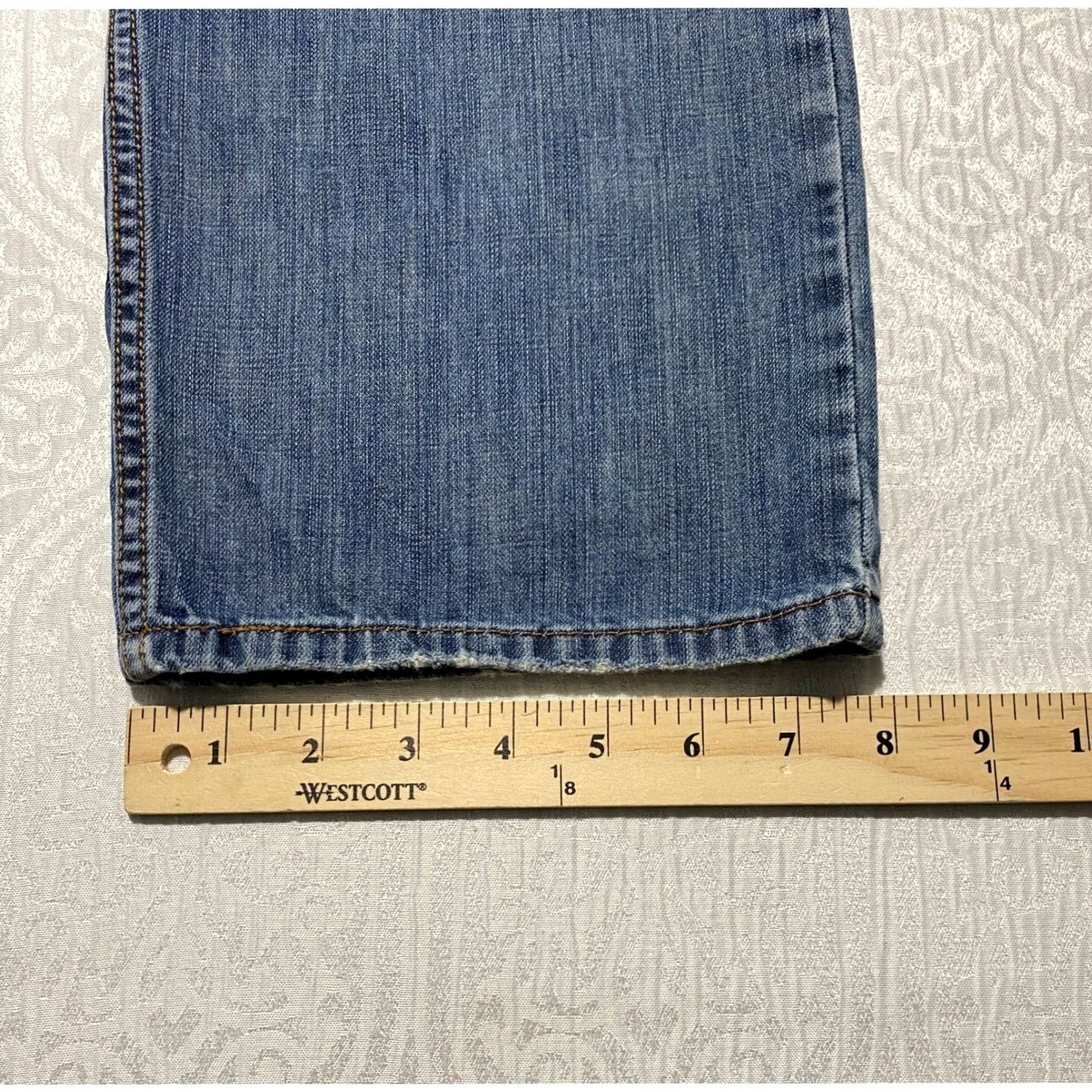 Levi's Levi's 505 Regular Fit Jeans Mens 33x30 Medium Wash Blue Straight Leg 100% Cotton Size US 33 - 6 Thumbnail