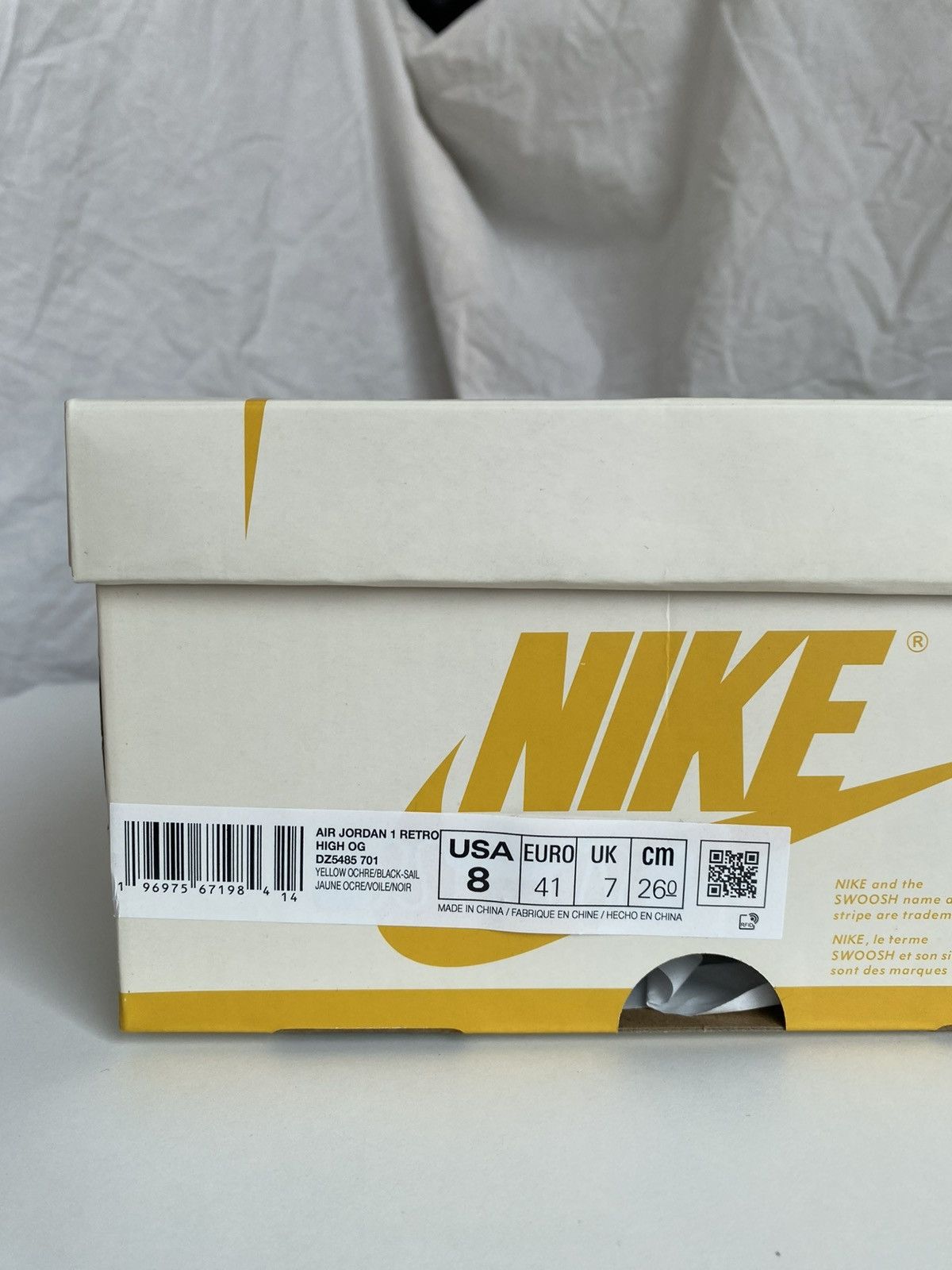 Nike Nike Air Jordan 1 Yellow Orche Size US 8 / EU 41 - 12 Thumbnail