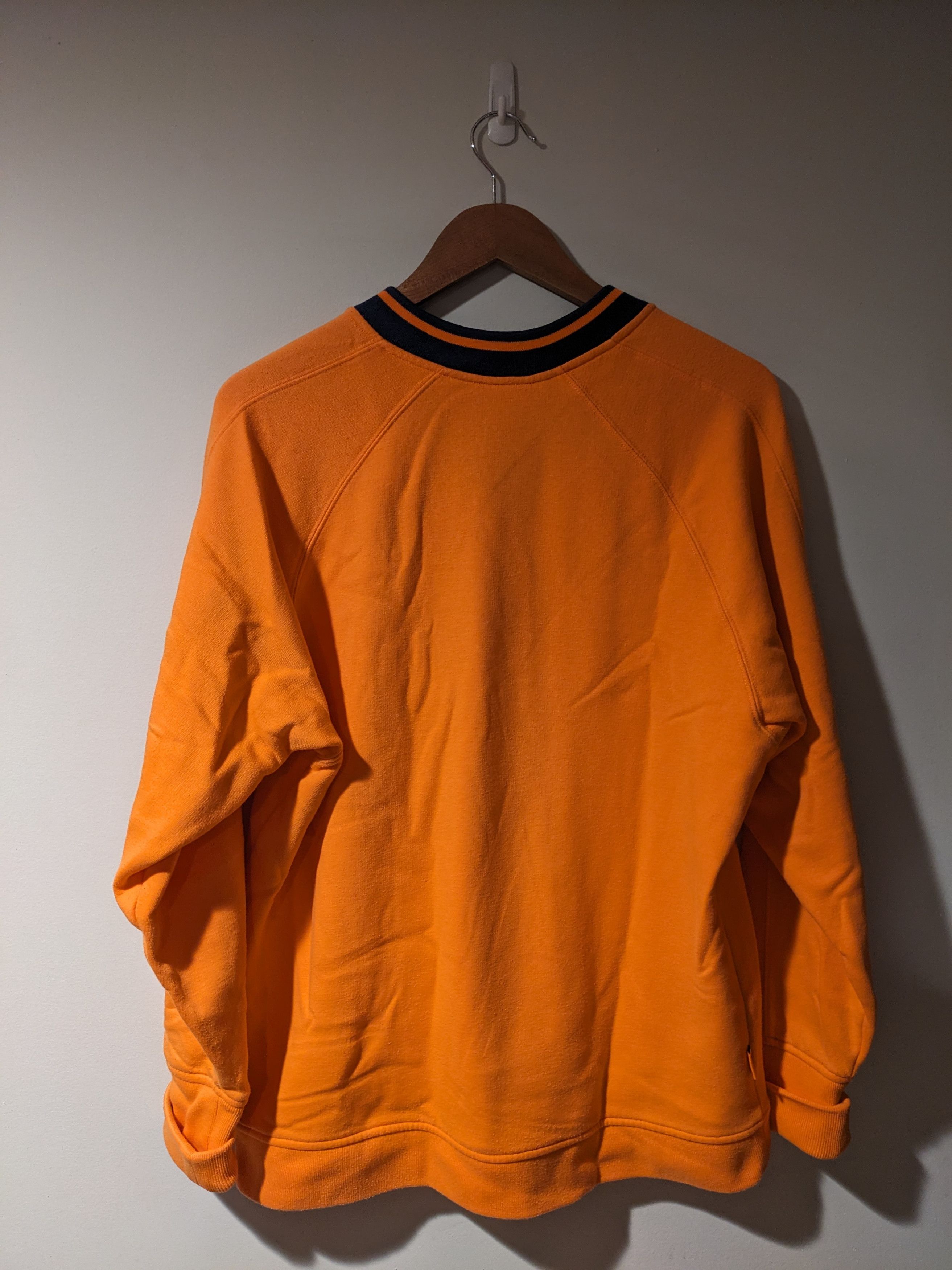 Nike × Vintage Vintage Y2K Nike Center Swoosh Orange Medium Sweatshirt Size US M / EU 48-50 / 2 - 4 Thumbnail