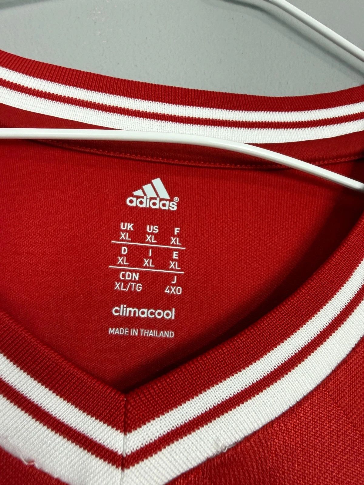 Adidas BAYERN MÜNCHEN HOME FOOTBALL SHIRT SOCCER JERSEY ADIDAS Size US XL / EU 56 / 4 - 3 Thumbnail