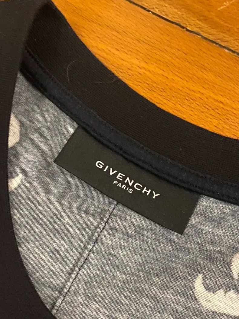 Givenchy Givenchy Virgin Mary T-Shirt Size US S / EU 44-46 / 1 - 2 Thumbnail