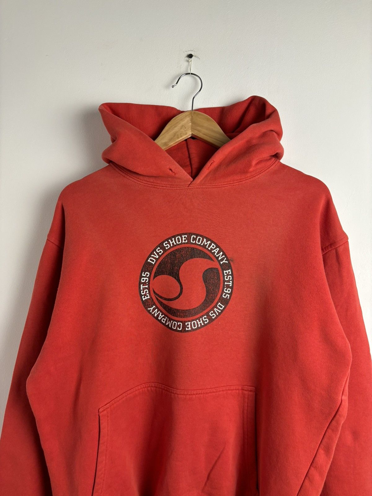 DVS Vintage 00s DVS Logo Hoodie Size US S / EU 44-46 / 1 - 2 Thumbnail