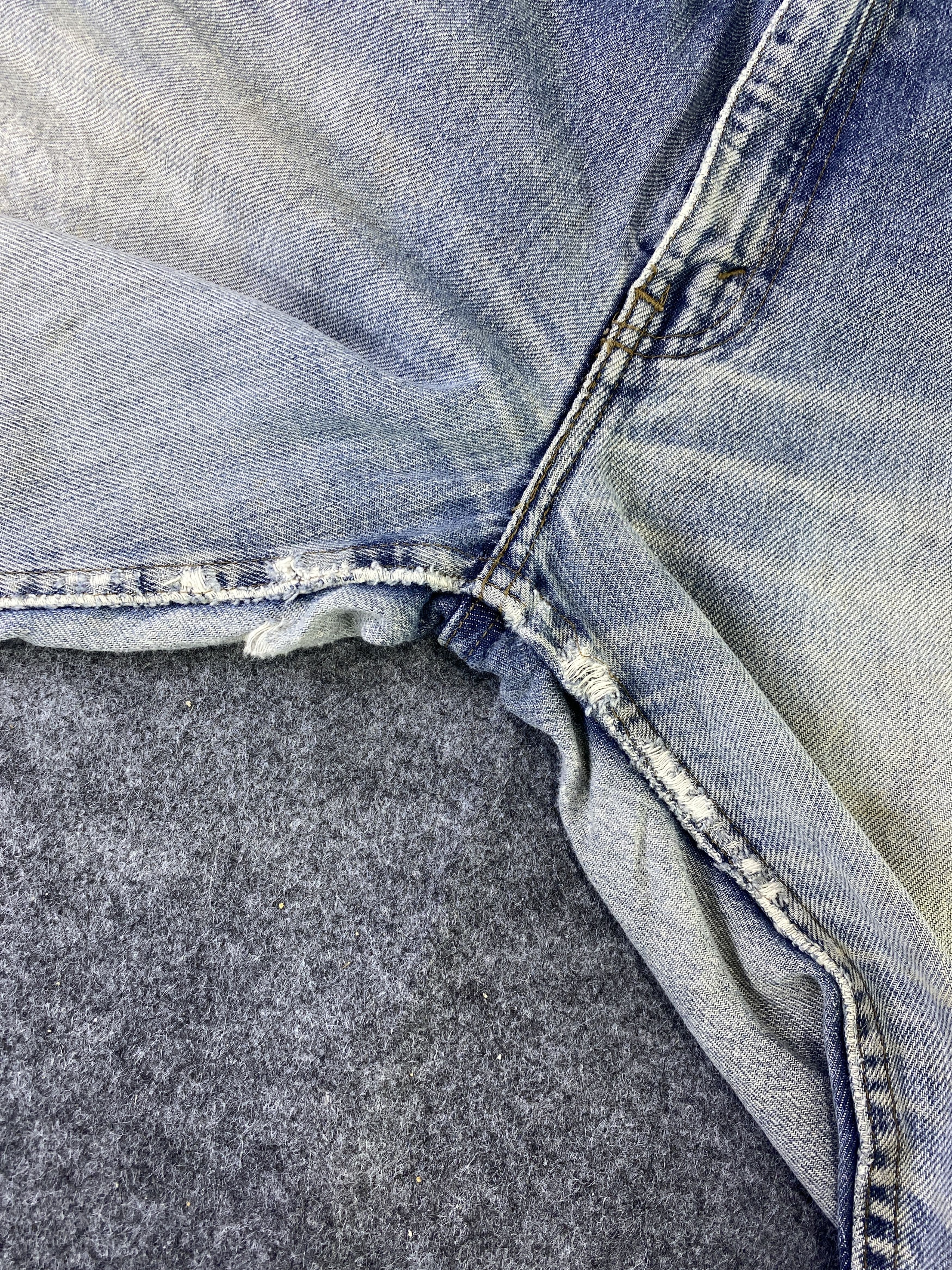 Levi's Vintage Levi's 509 Distress Blue Wash Jeans - J930 Size US 32 / EU 48 - 14 Thumbnail