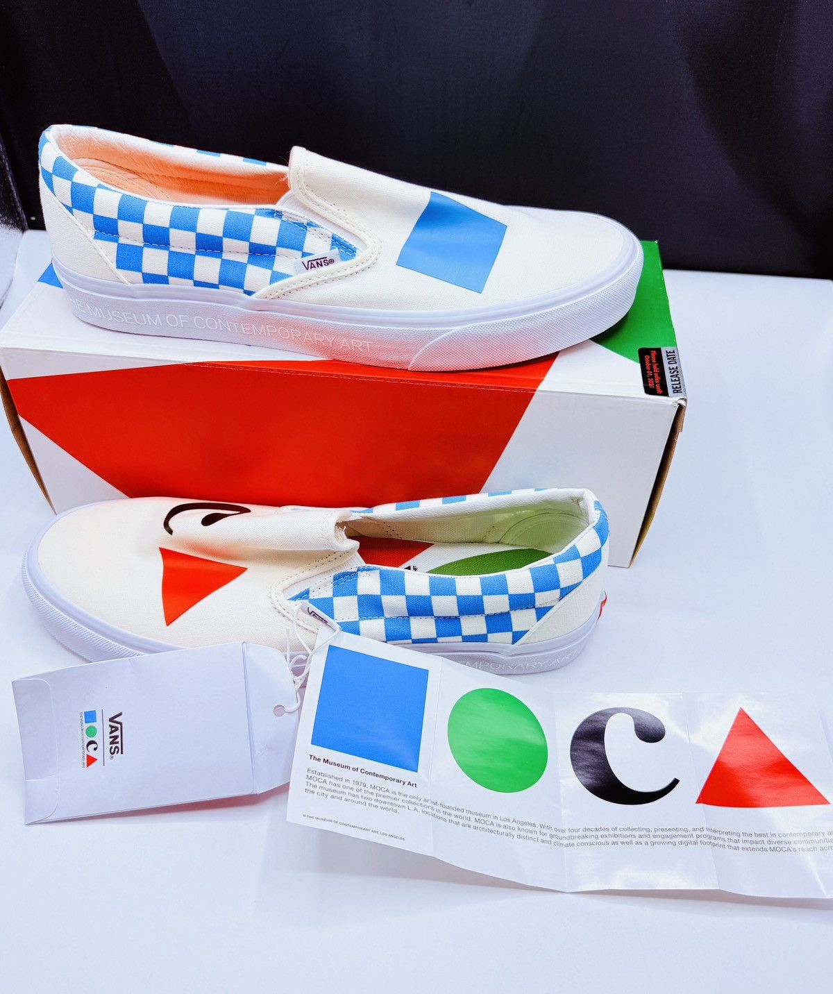 Vans Vans Classic Slip-On MOCA Museum of Contemporary Arts sz 10 Size US 10 / EU 43 - 6 Thumbnail